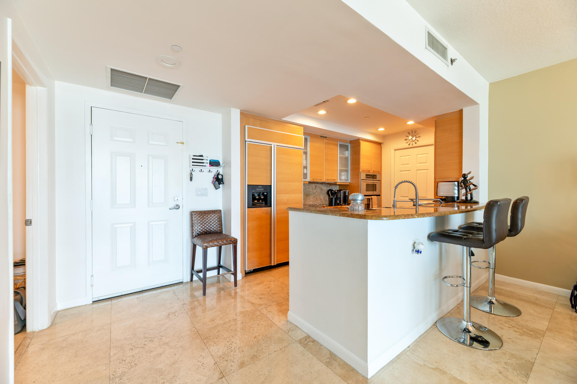 1819 SE 17th #802 Fort Lauderdale, FL 33316
