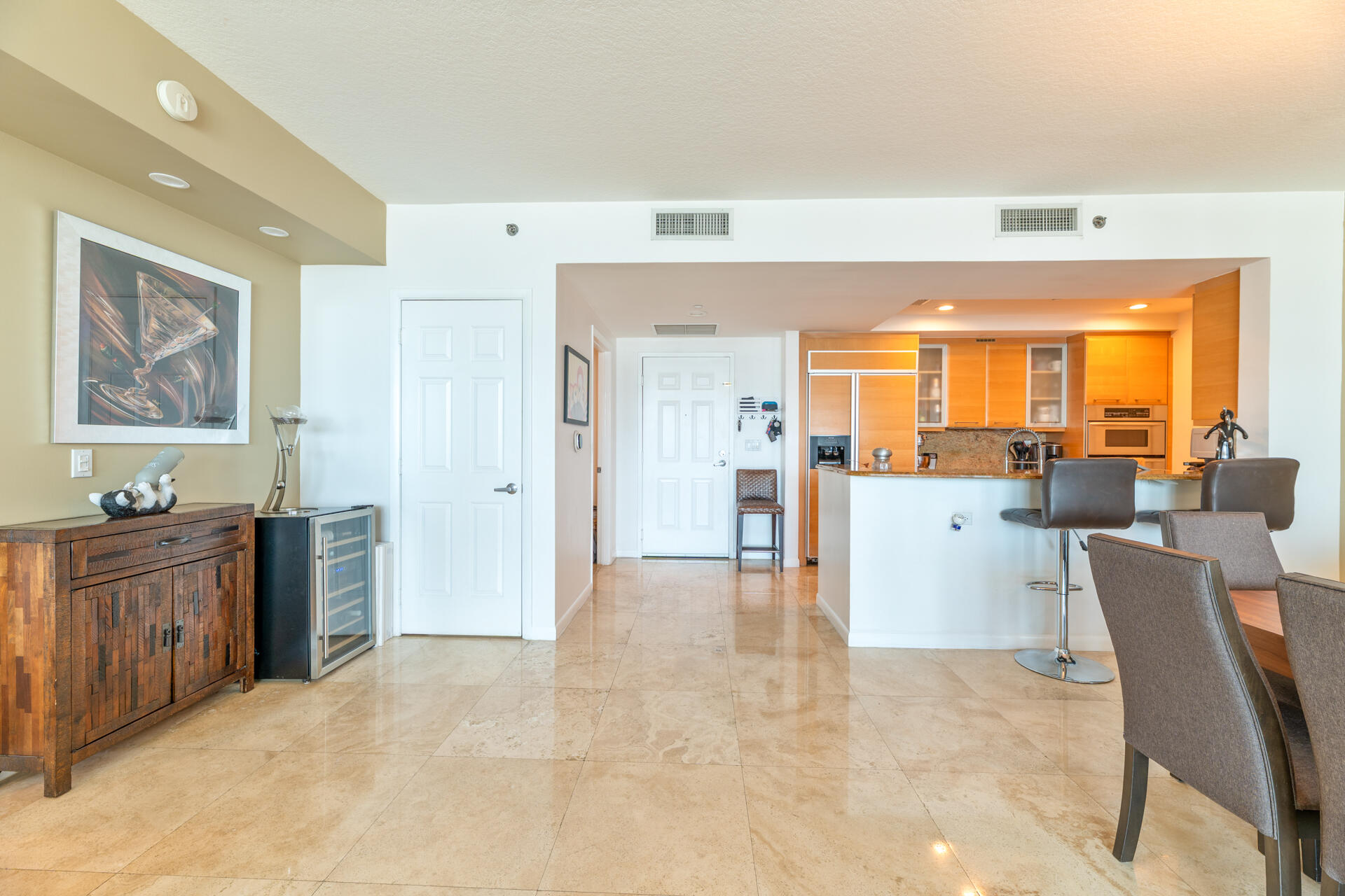 1819 SE 17th #802 Fort Lauderdale, FL 33316