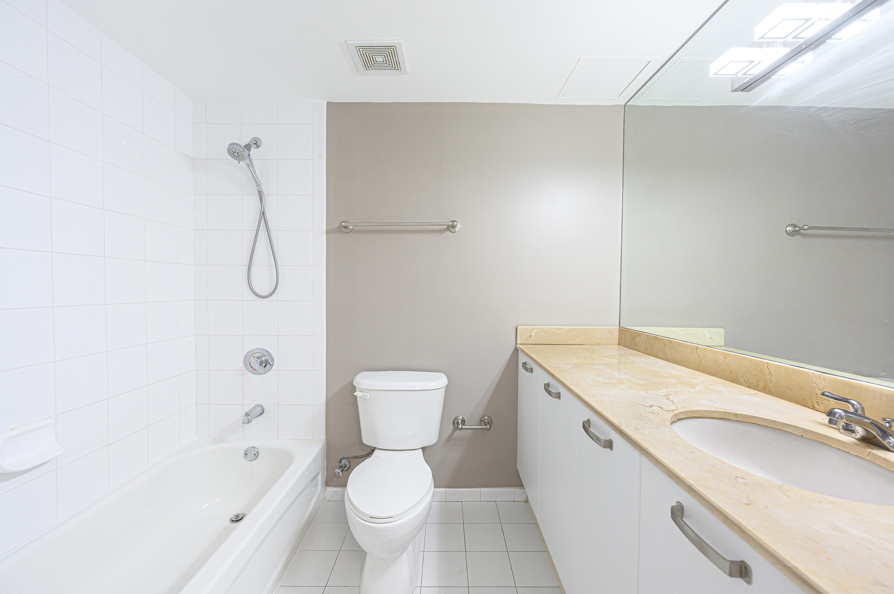 2030 S Douglas #807 Coral Gables, FL 33134