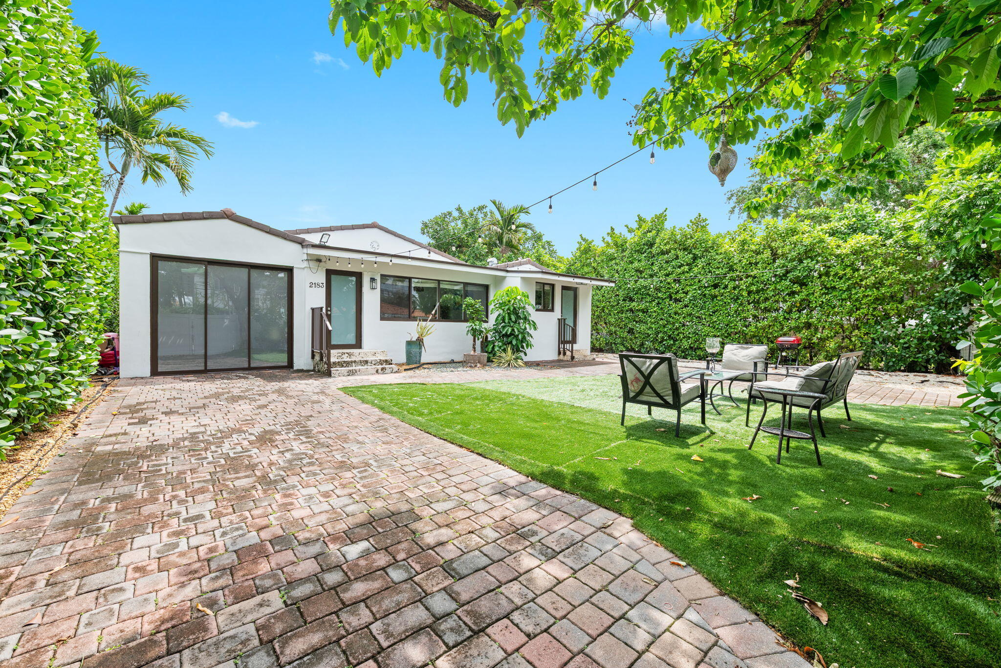 2183 Bay Miami Beach, FL 33141