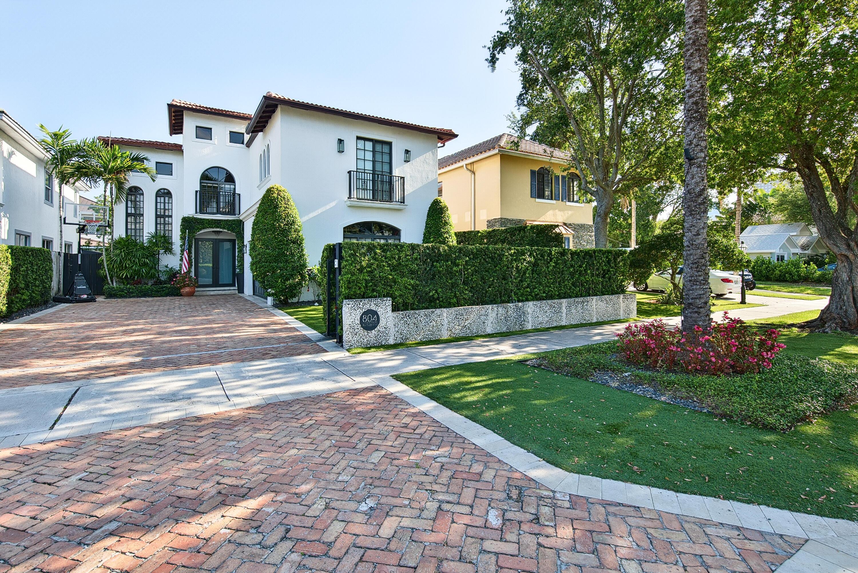 804 N Rio Vis Fort Lauderdale, FL 33301