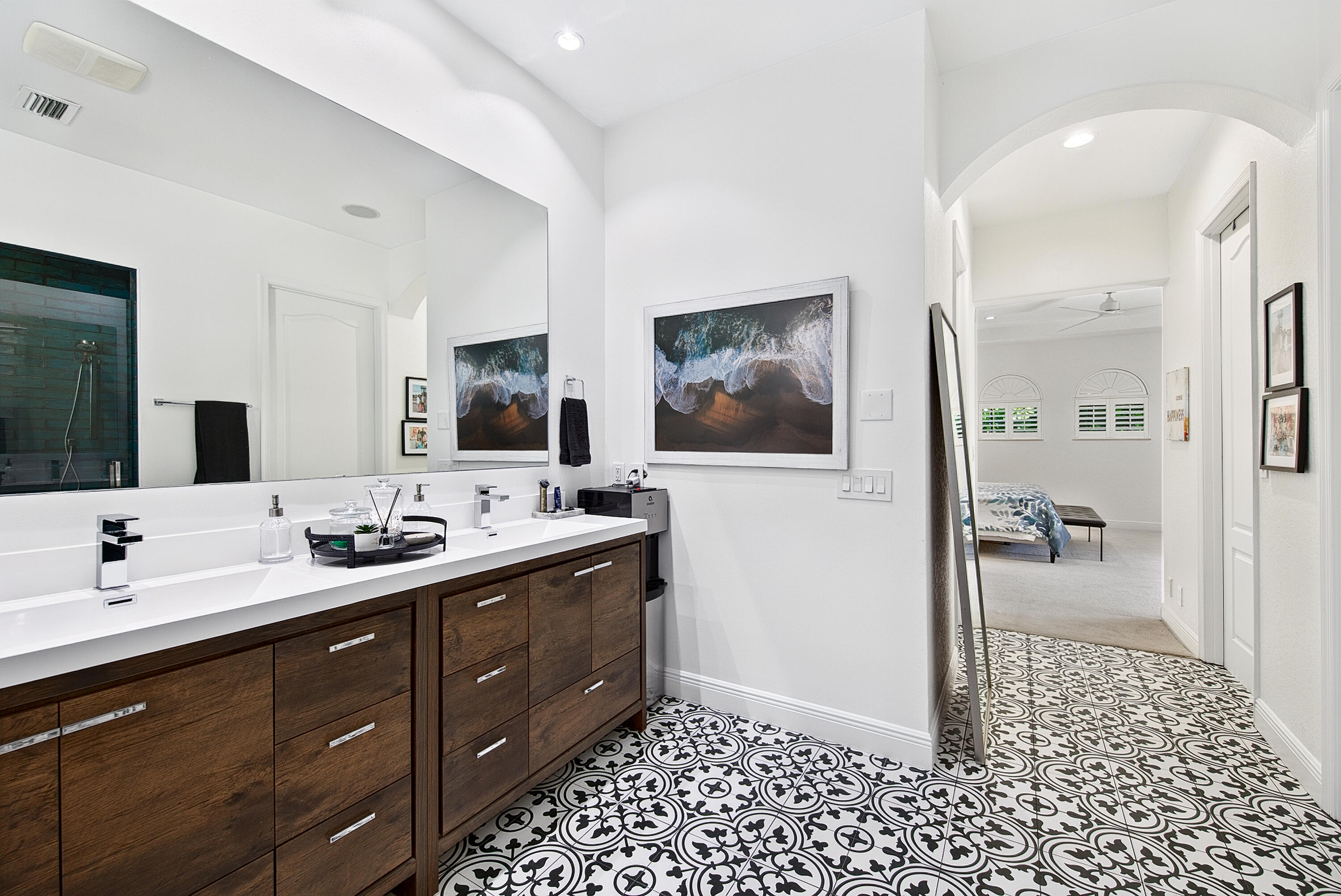 804 N Rio Vis Fort Lauderdale, FL 33301