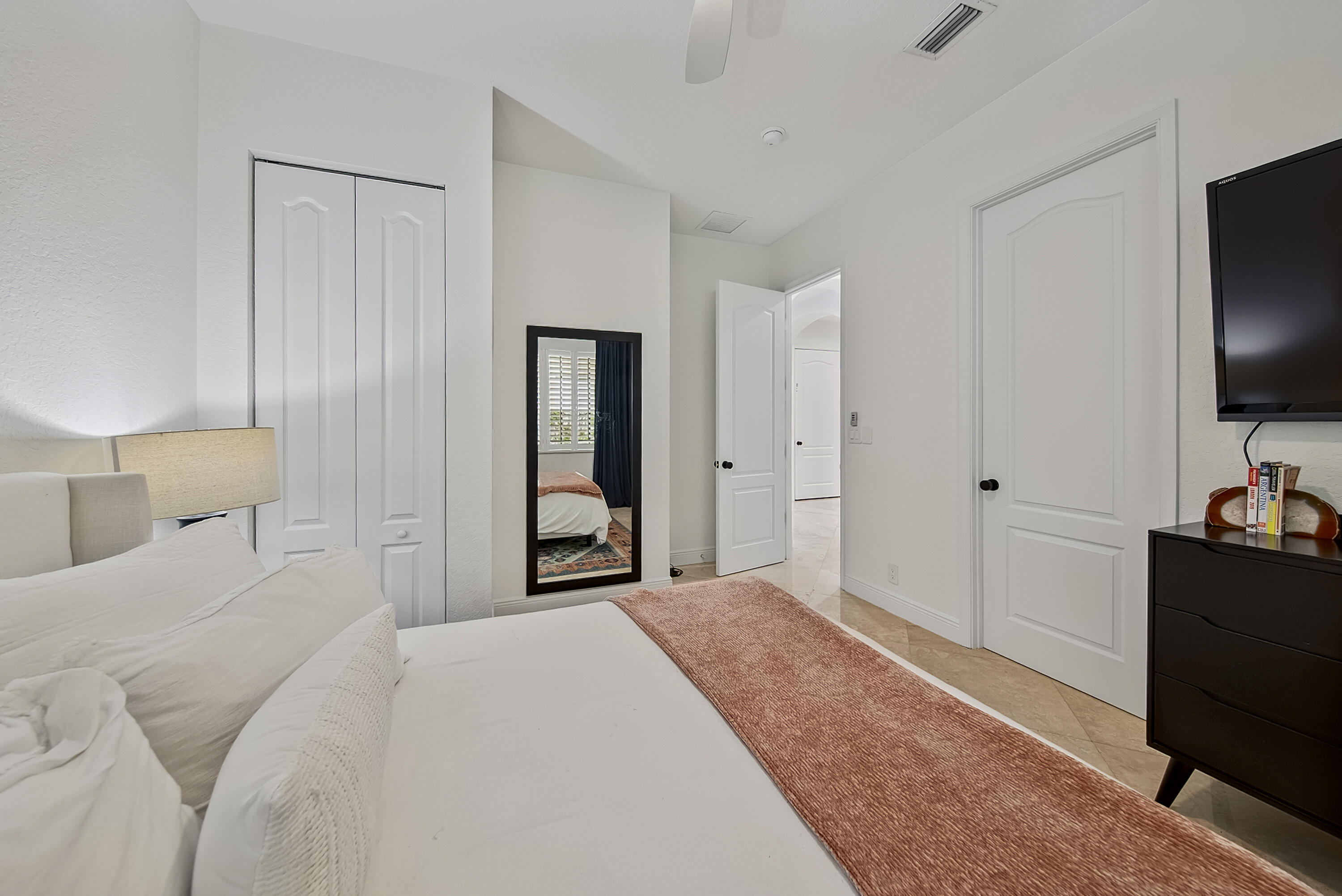 804 N Rio Vis Fort Lauderdale, FL 33301