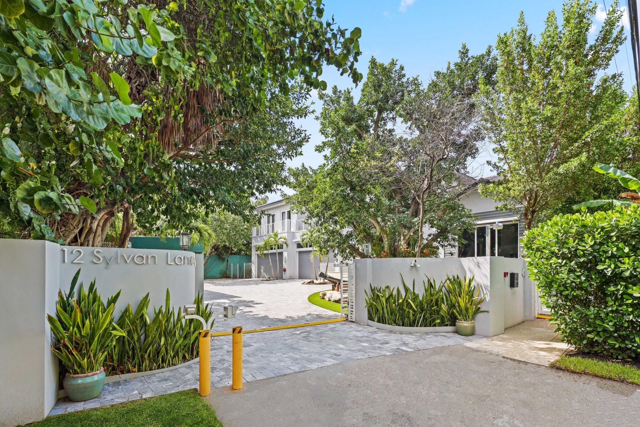 1313 Seabreeze Fort Lauderdale, FL 33316