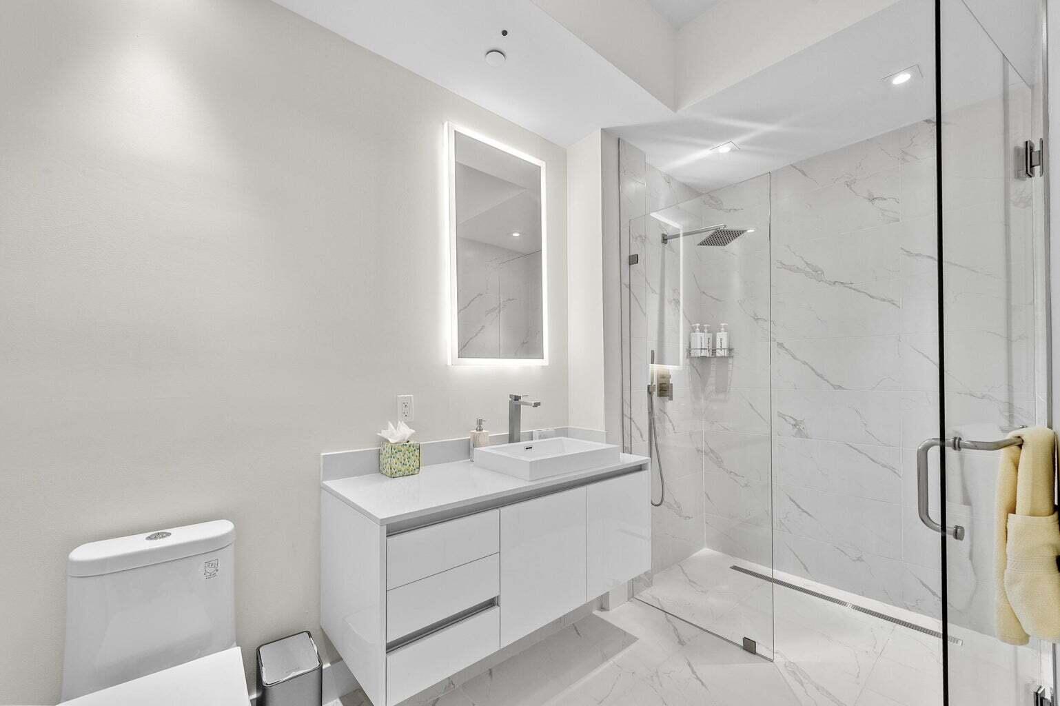 3100 N Ocean #H 1504 Riviera Beach, FL 33404