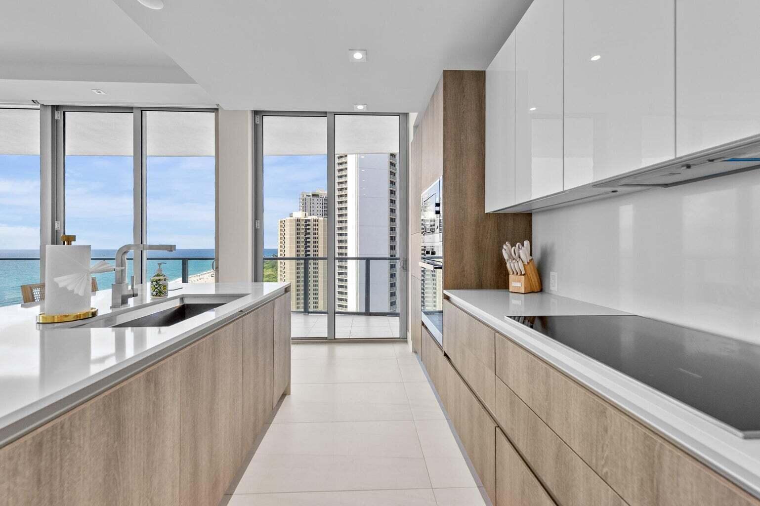 3100 N Ocean #H 1504 Riviera Beach, FL 33404
