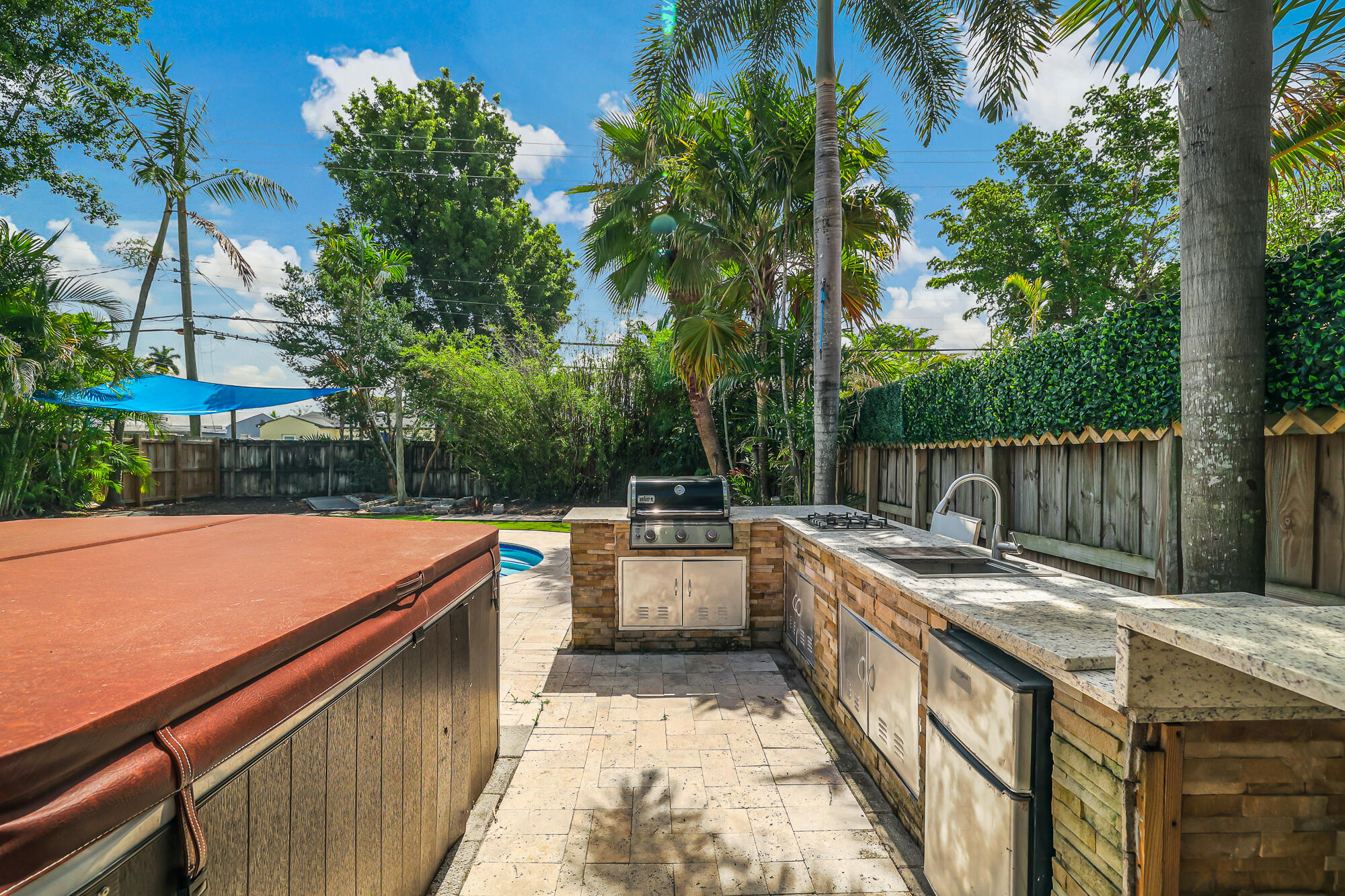 1432 NE 2nd Fort Lauderdale, FL 33304