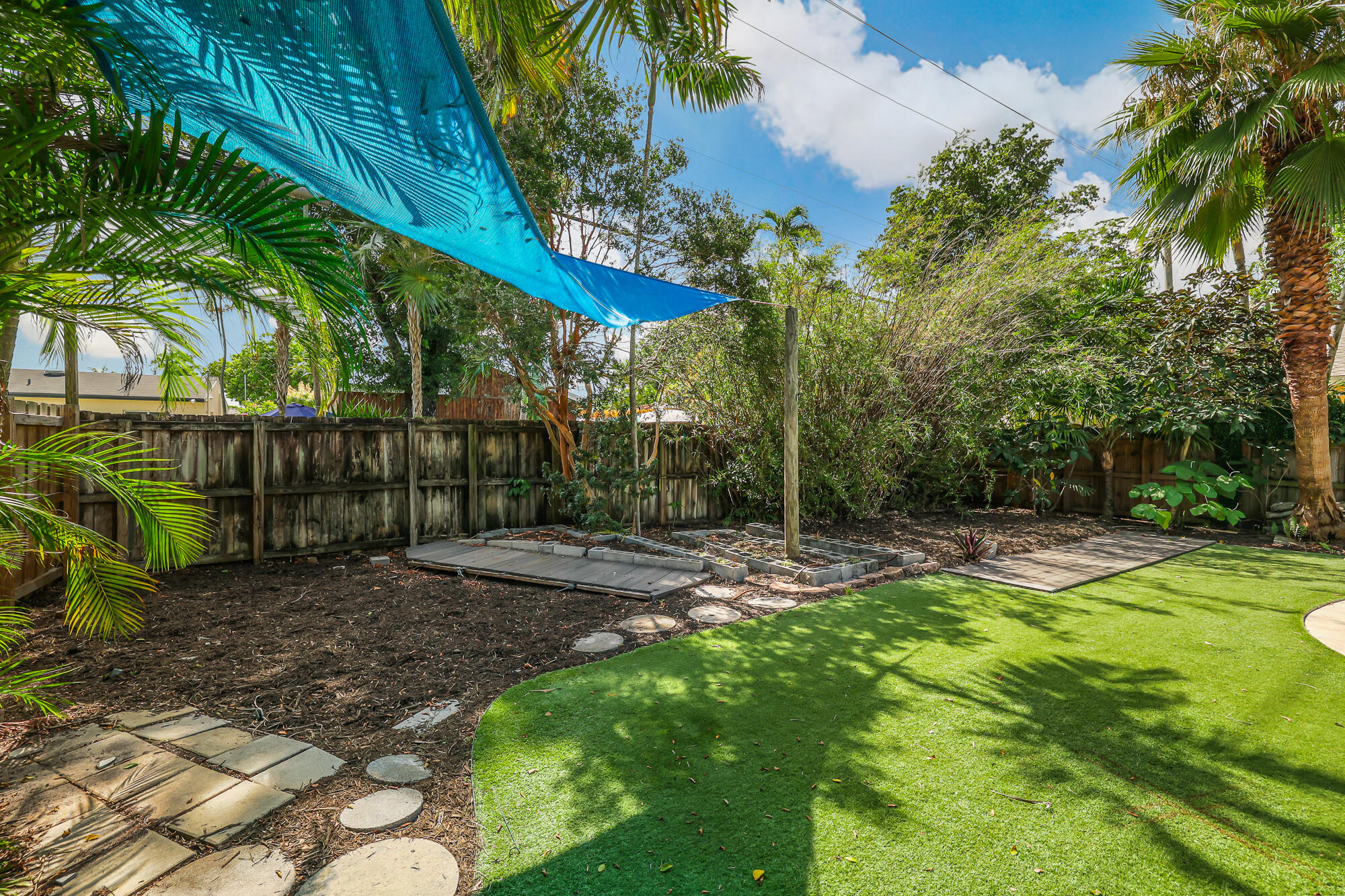 1432 NE 2nd Fort Lauderdale, FL 33304