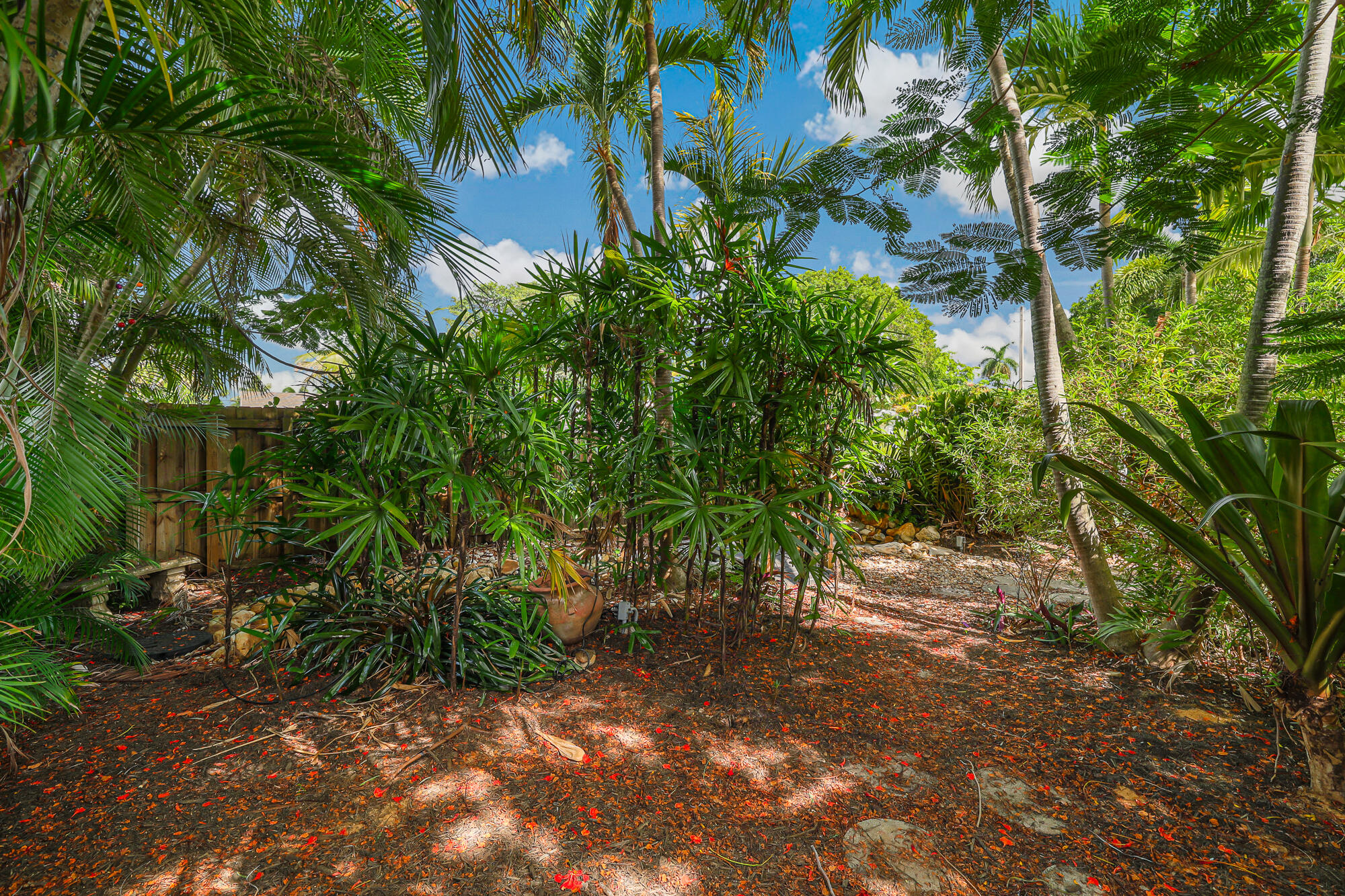1432 NE 2nd Fort Lauderdale, FL 33304