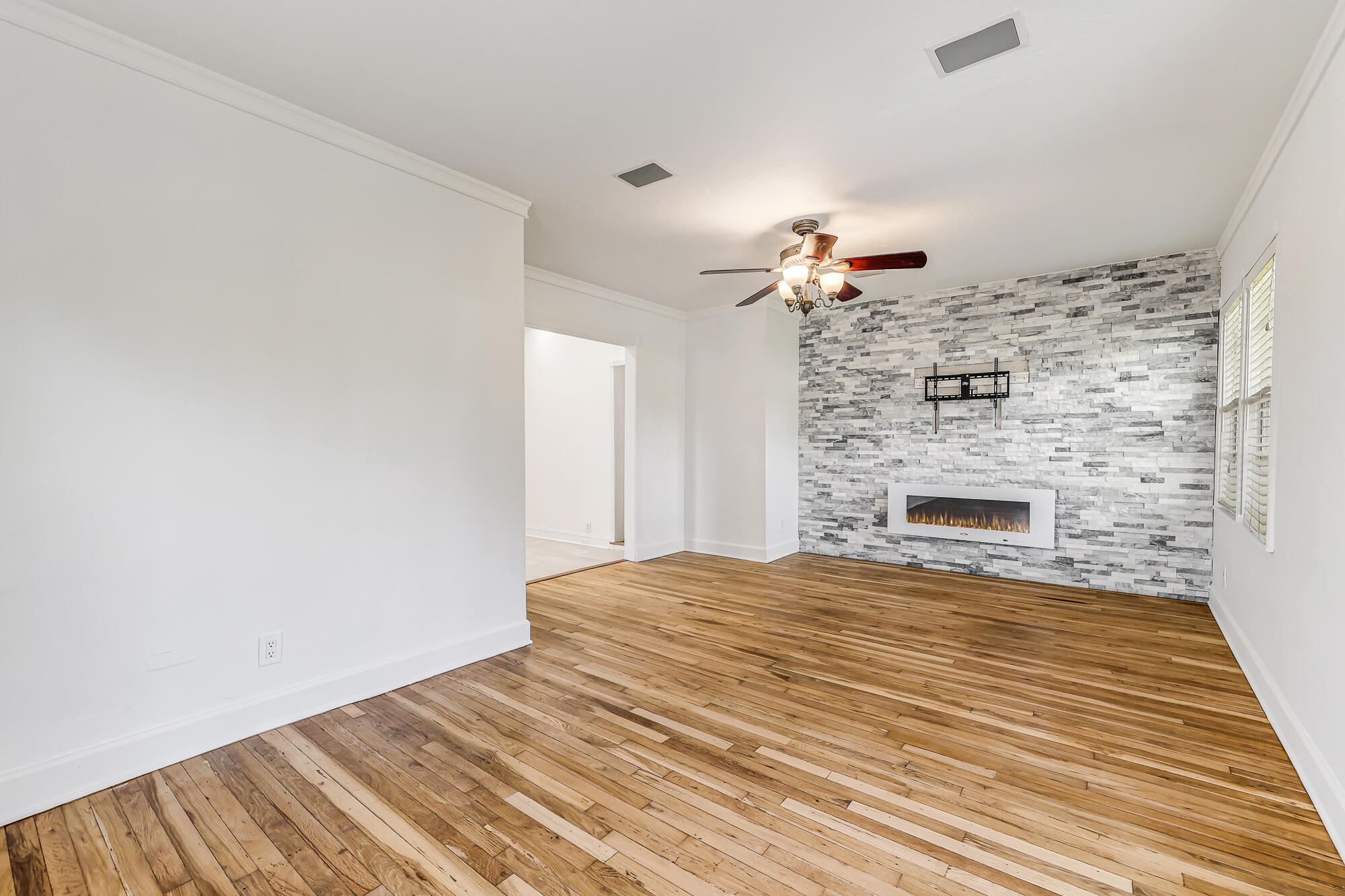 1432 NE 2nd Fort Lauderdale, FL 33304