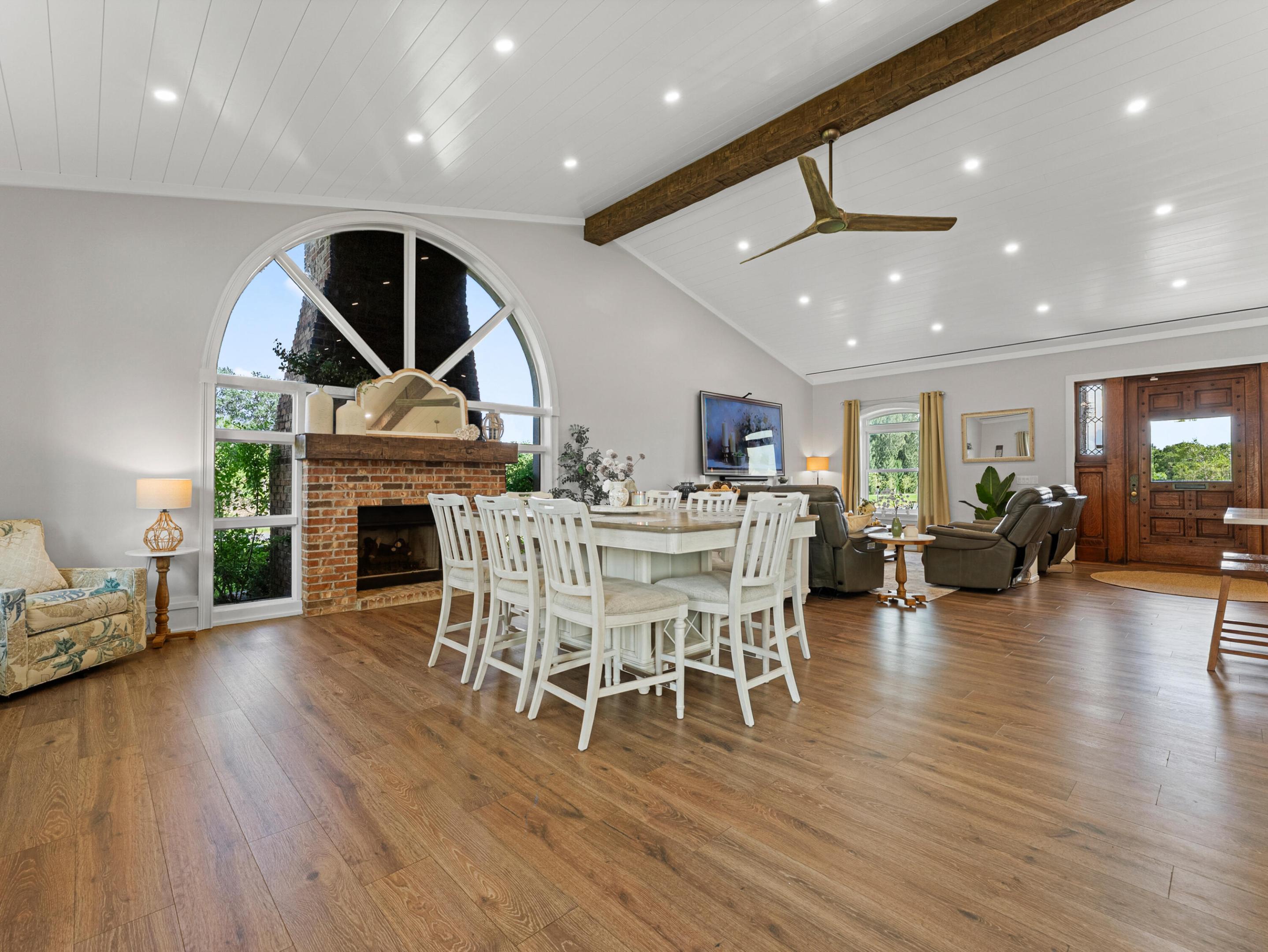 7090 49th St Vero Beach, FL 32967