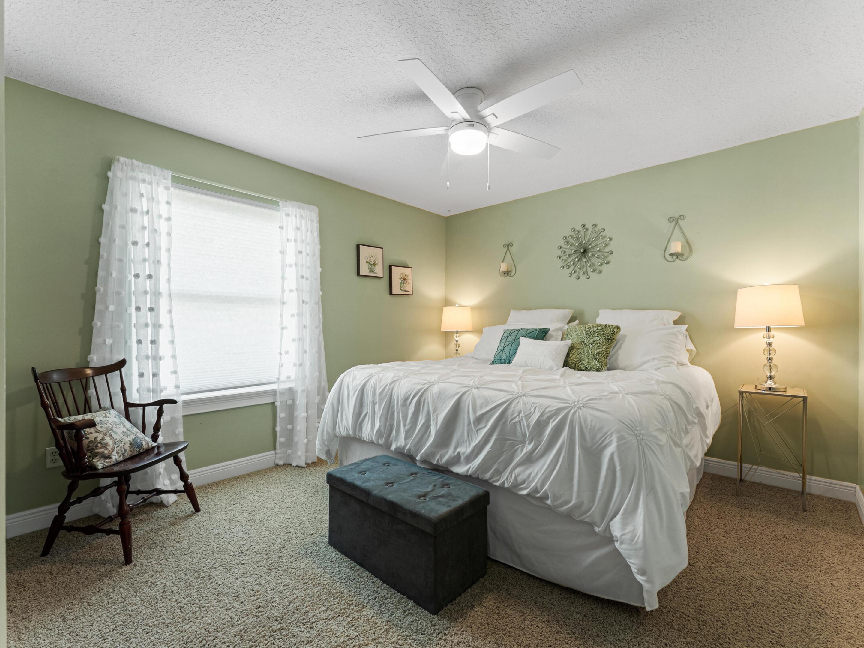 7090 49th St Vero Beach, FL 32967