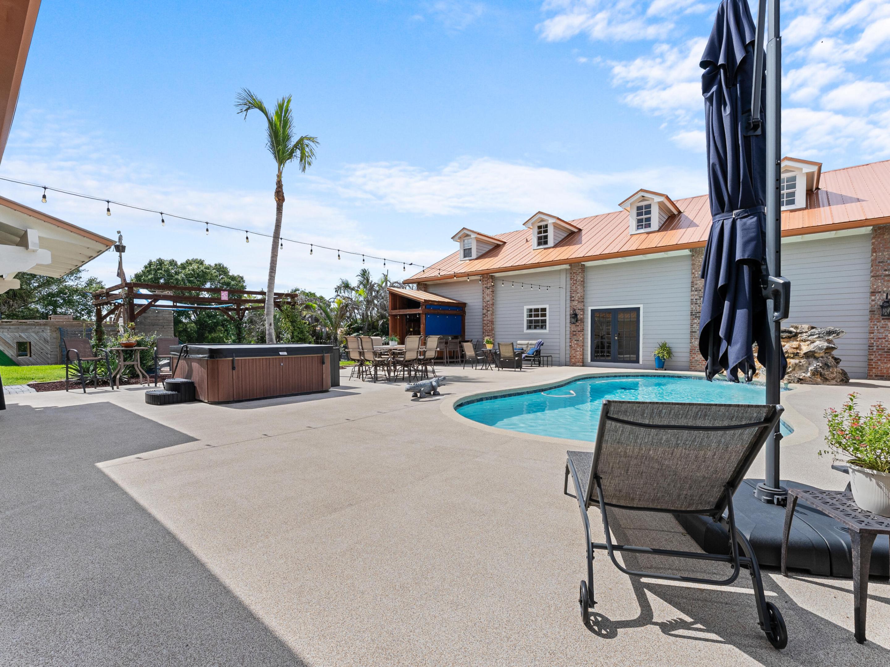 7090 49th St Vero Beach, FL 32967
