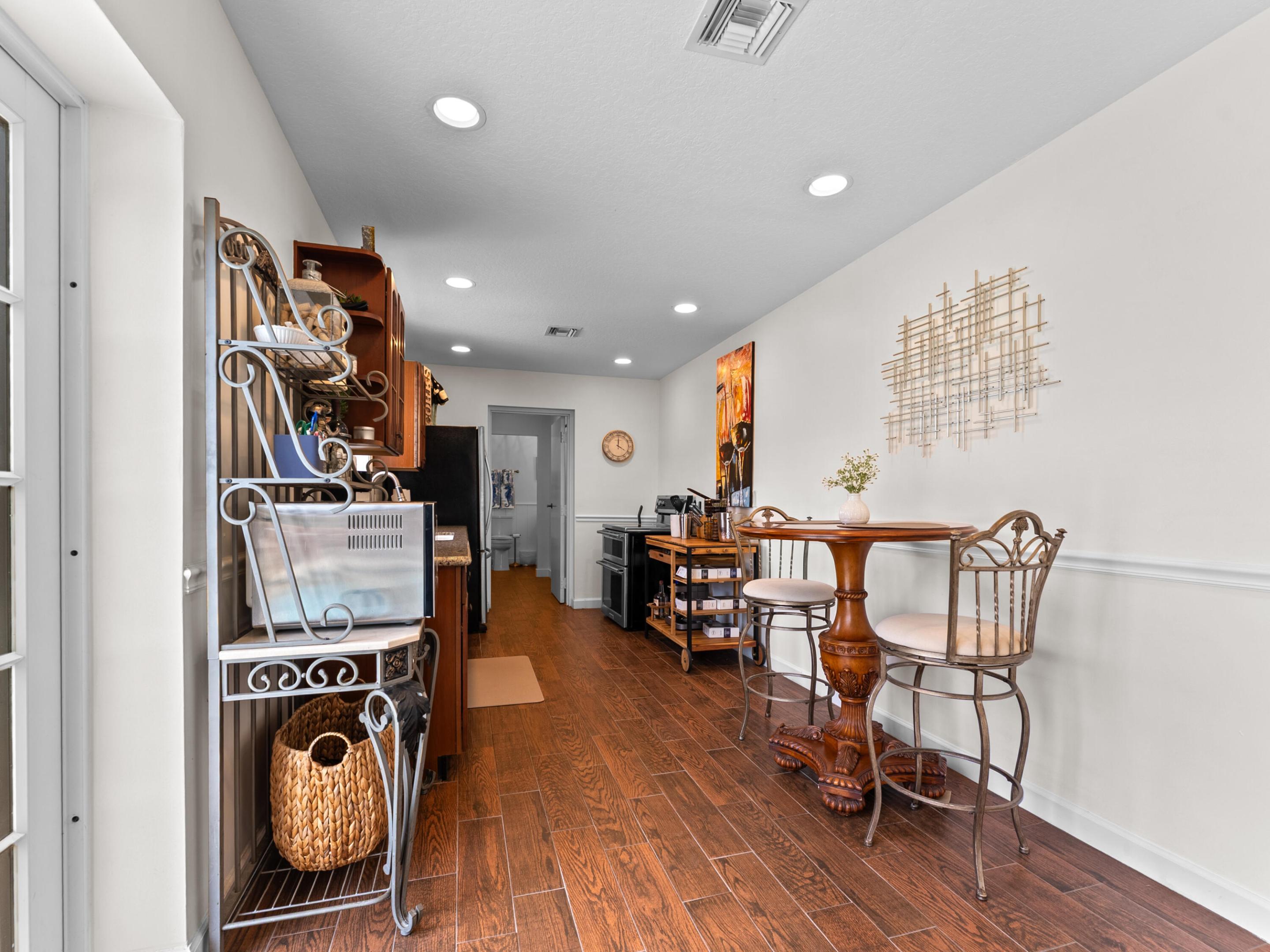 7090 49th St Vero Beach, FL 32967