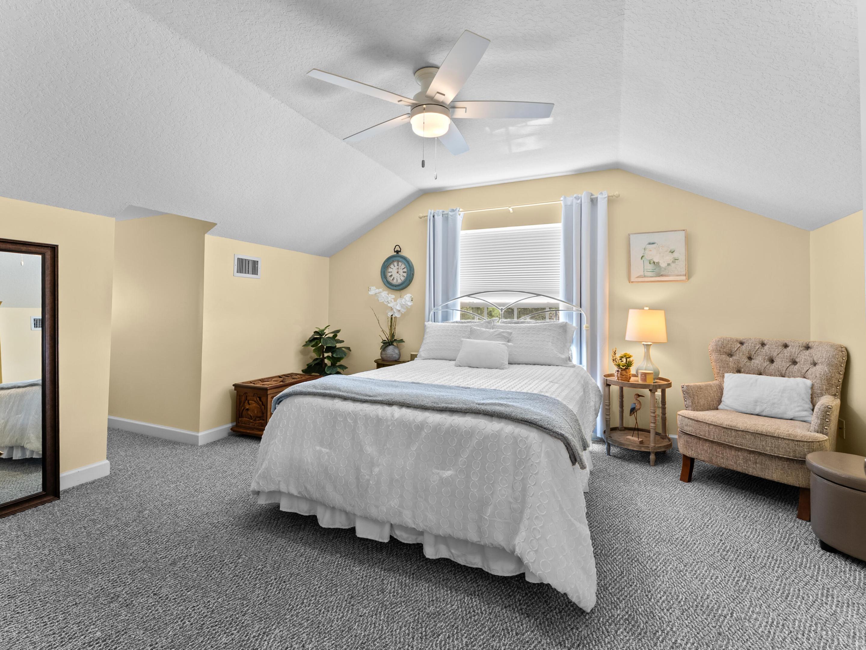 7090 49th St Vero Beach, FL 32967