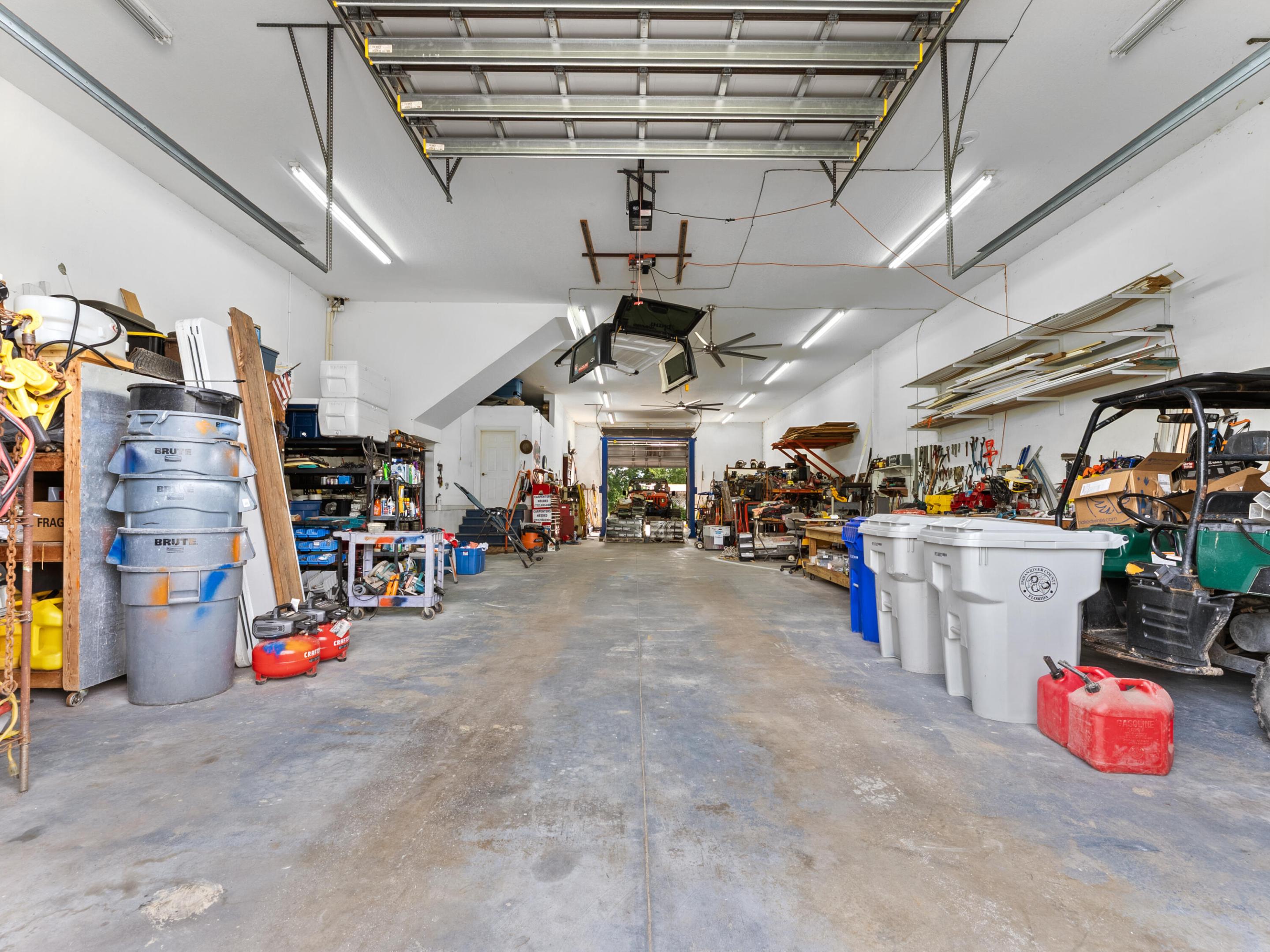 7090 49th St Vero Beach, FL 32967