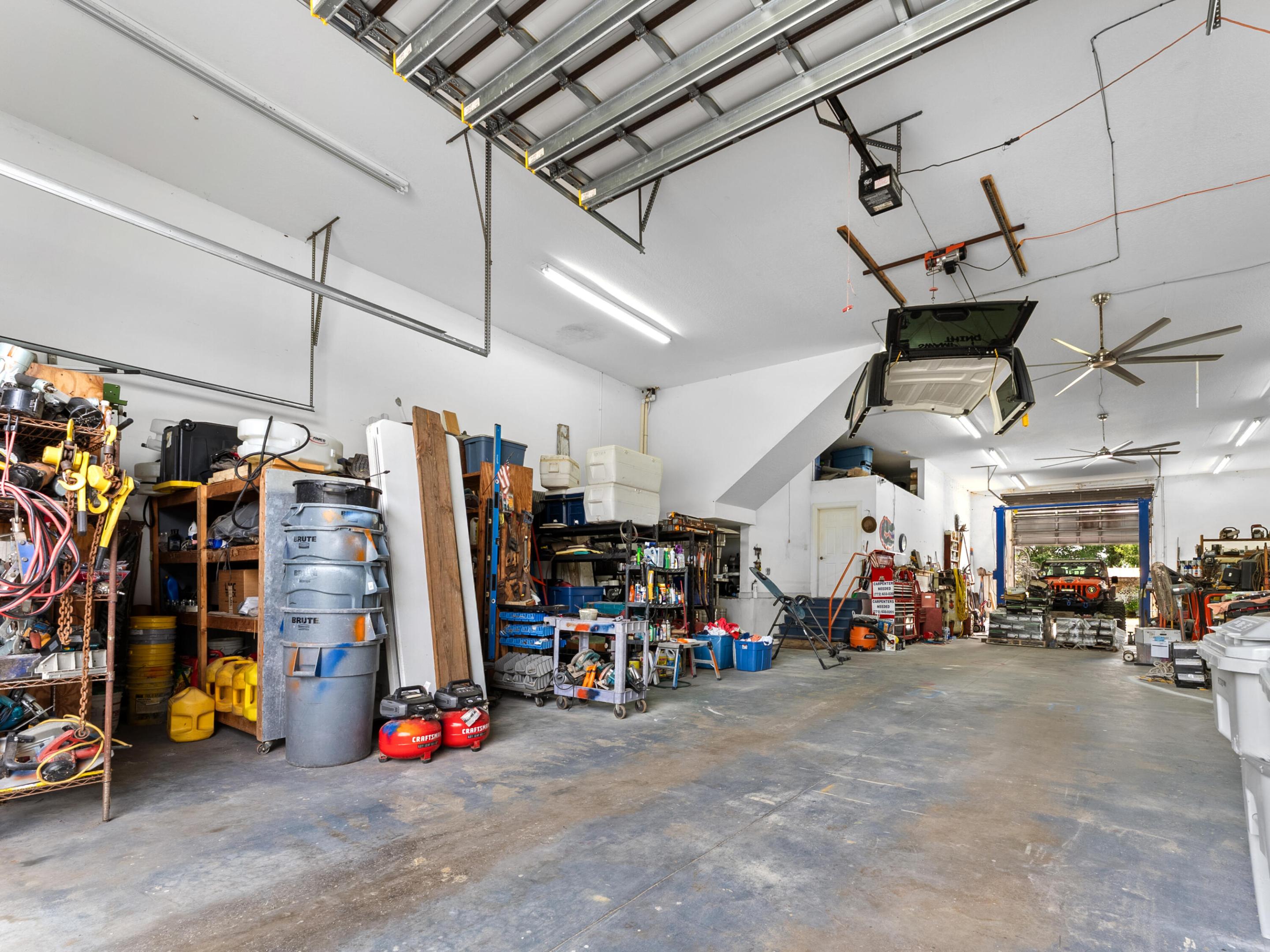 7090 49th St Vero Beach, FL 32967