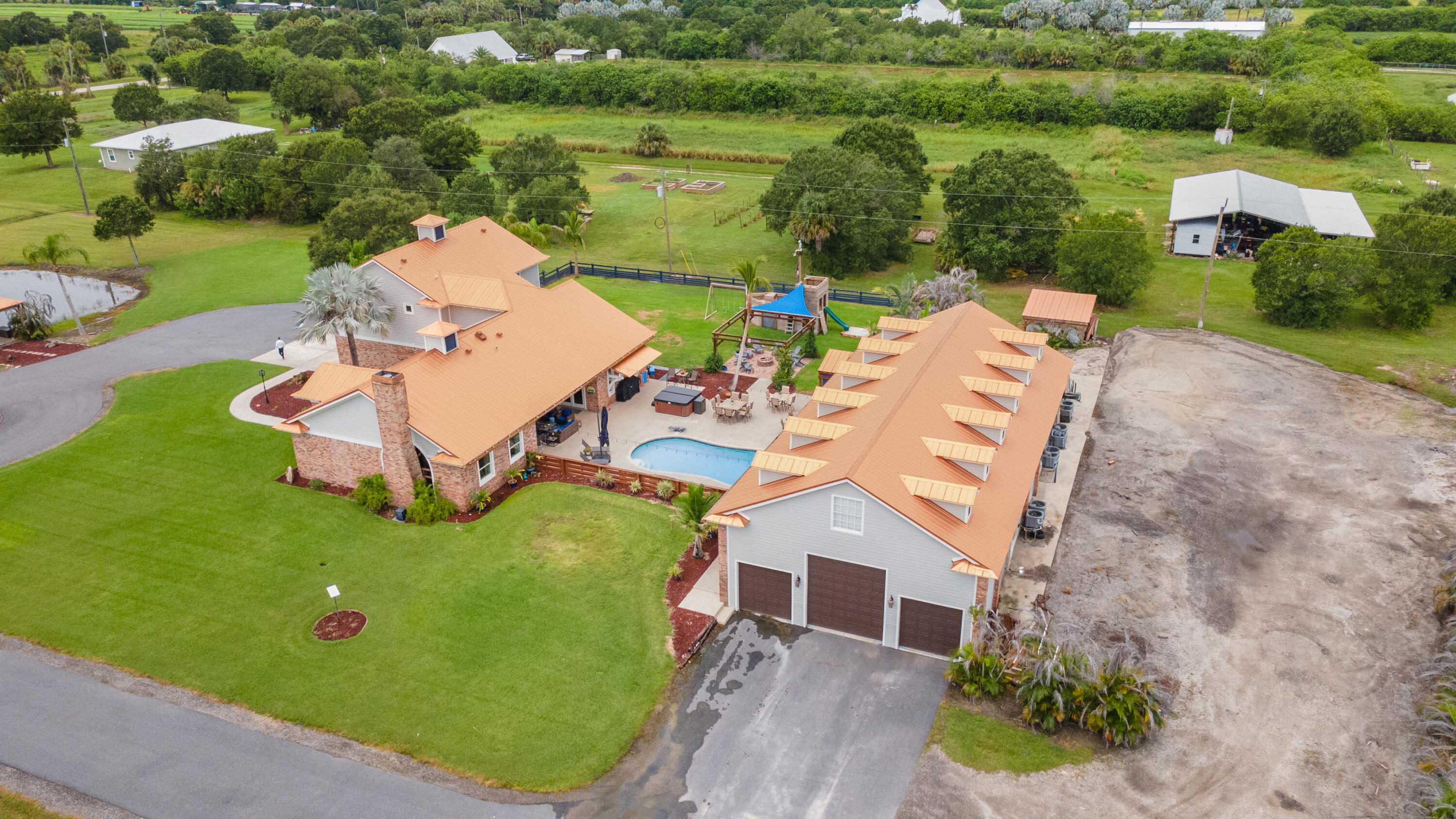 7090 49th St Vero Beach, FL 32967