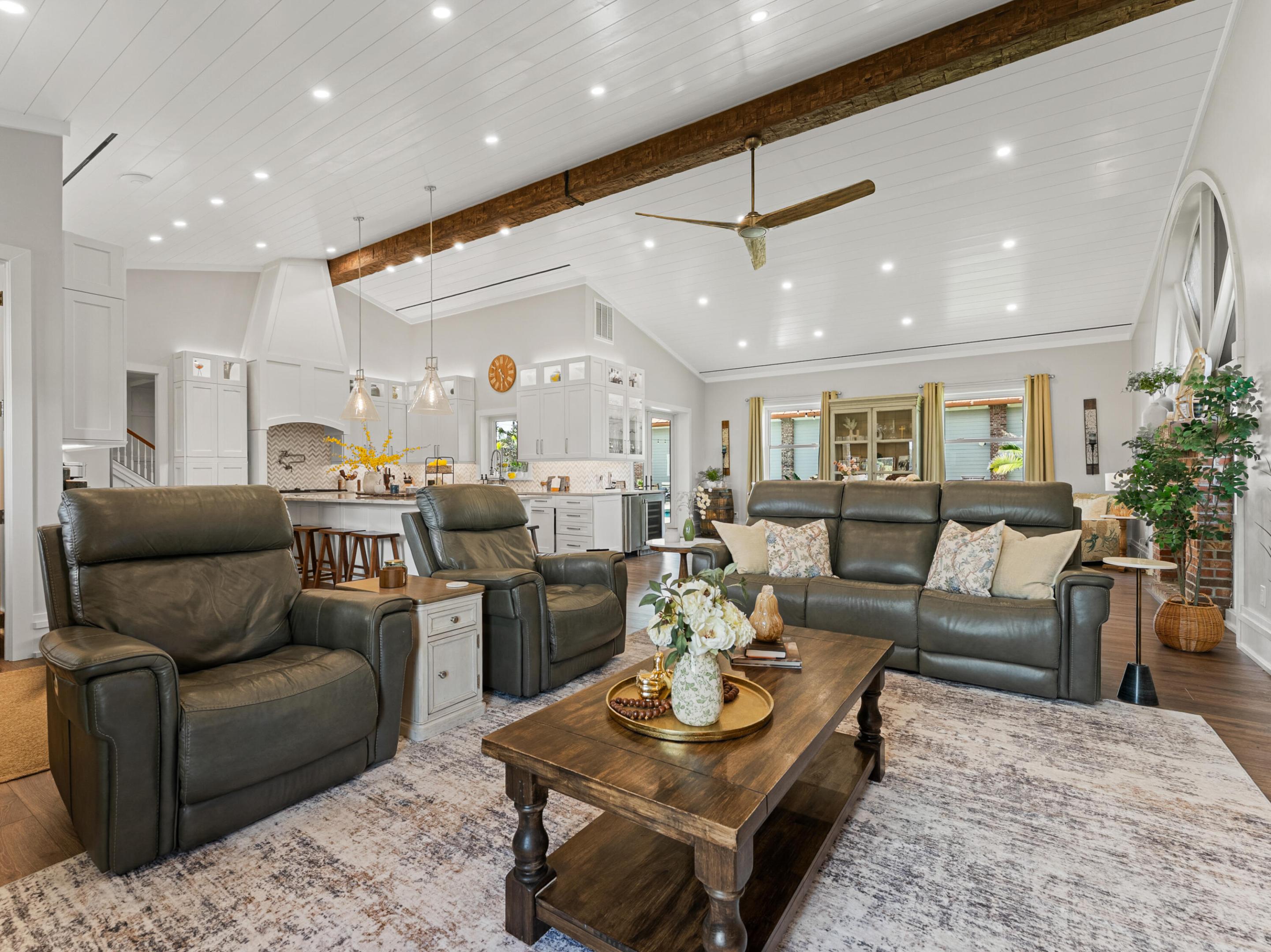 7090 49th St Vero Beach, FL 32967