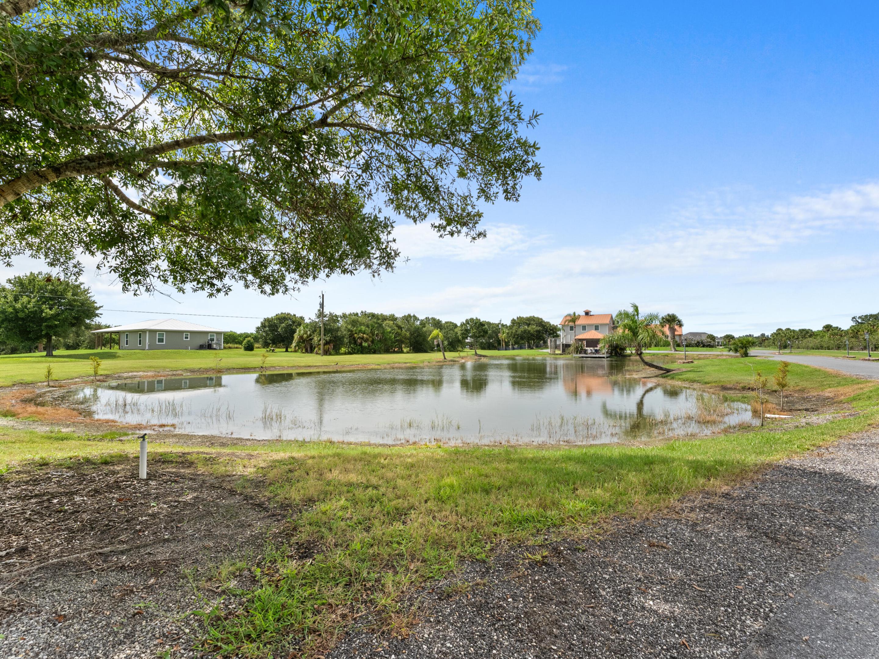 7090 49th St Vero Beach, FL 32967