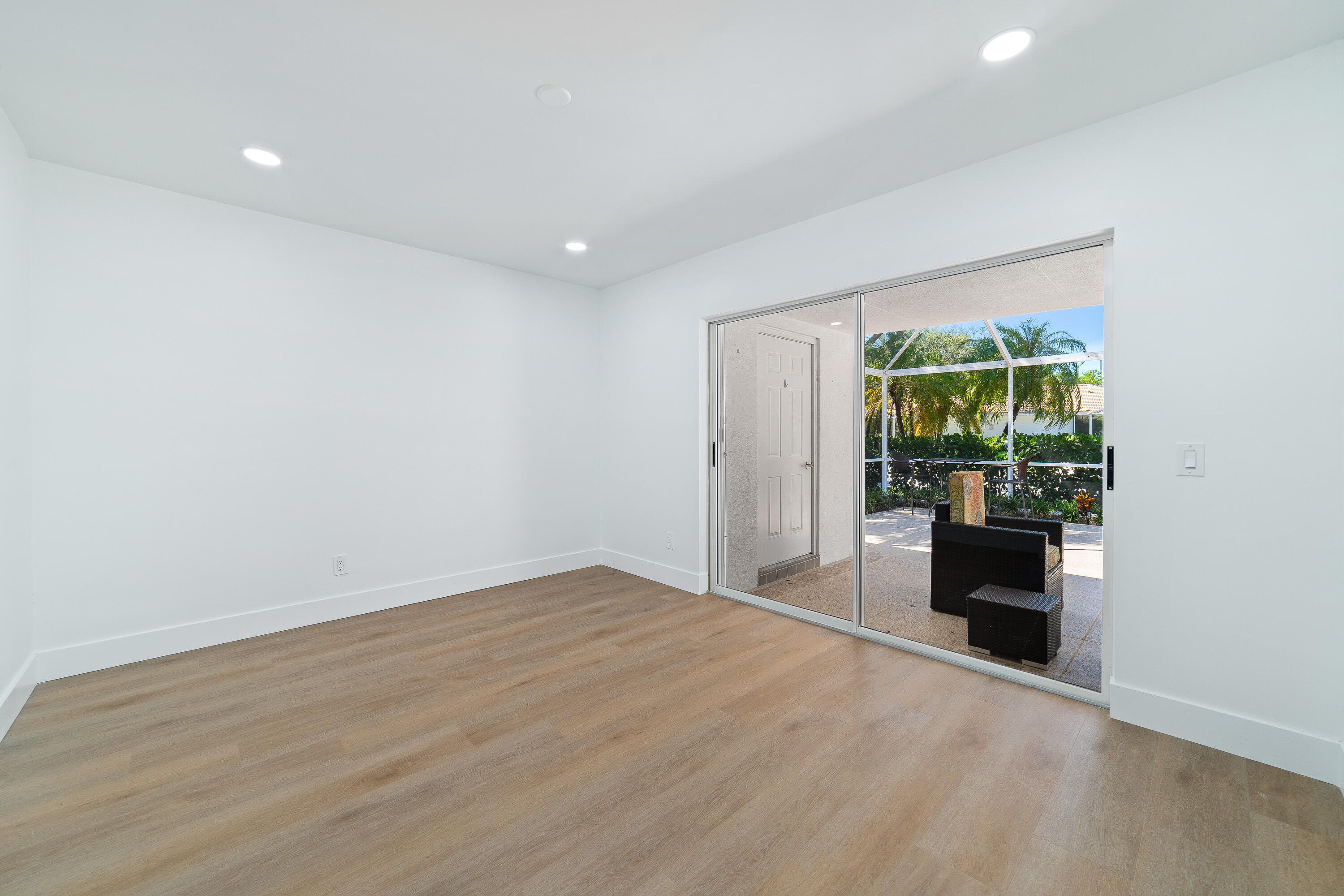 2301 Pin Oak Palm Beach Gardens, FL 33410