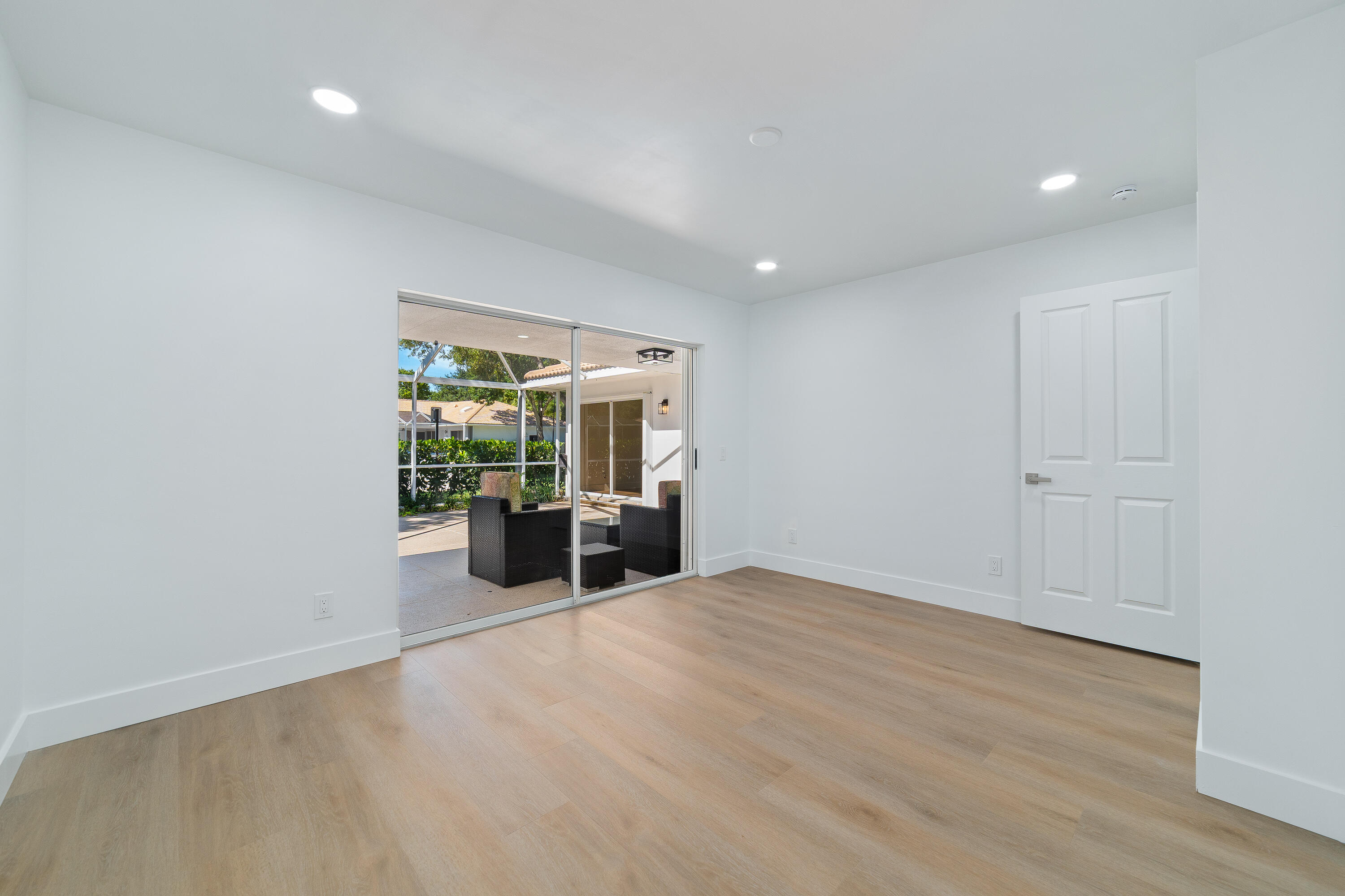 2301 Pin Oak Palm Beach Gardens, FL 33410