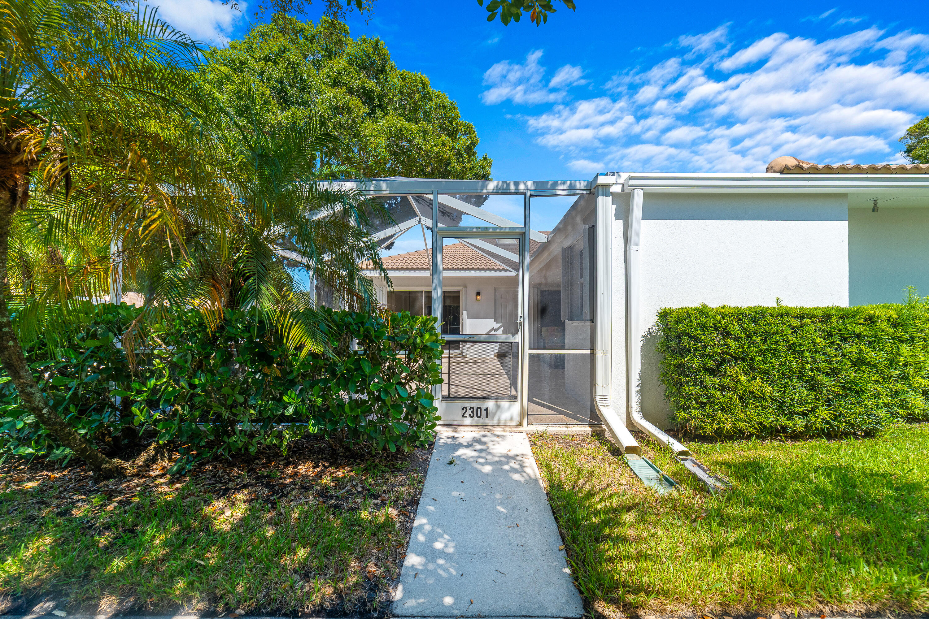2301 Pin Oak Palm Beach Gardens, FL 33410
