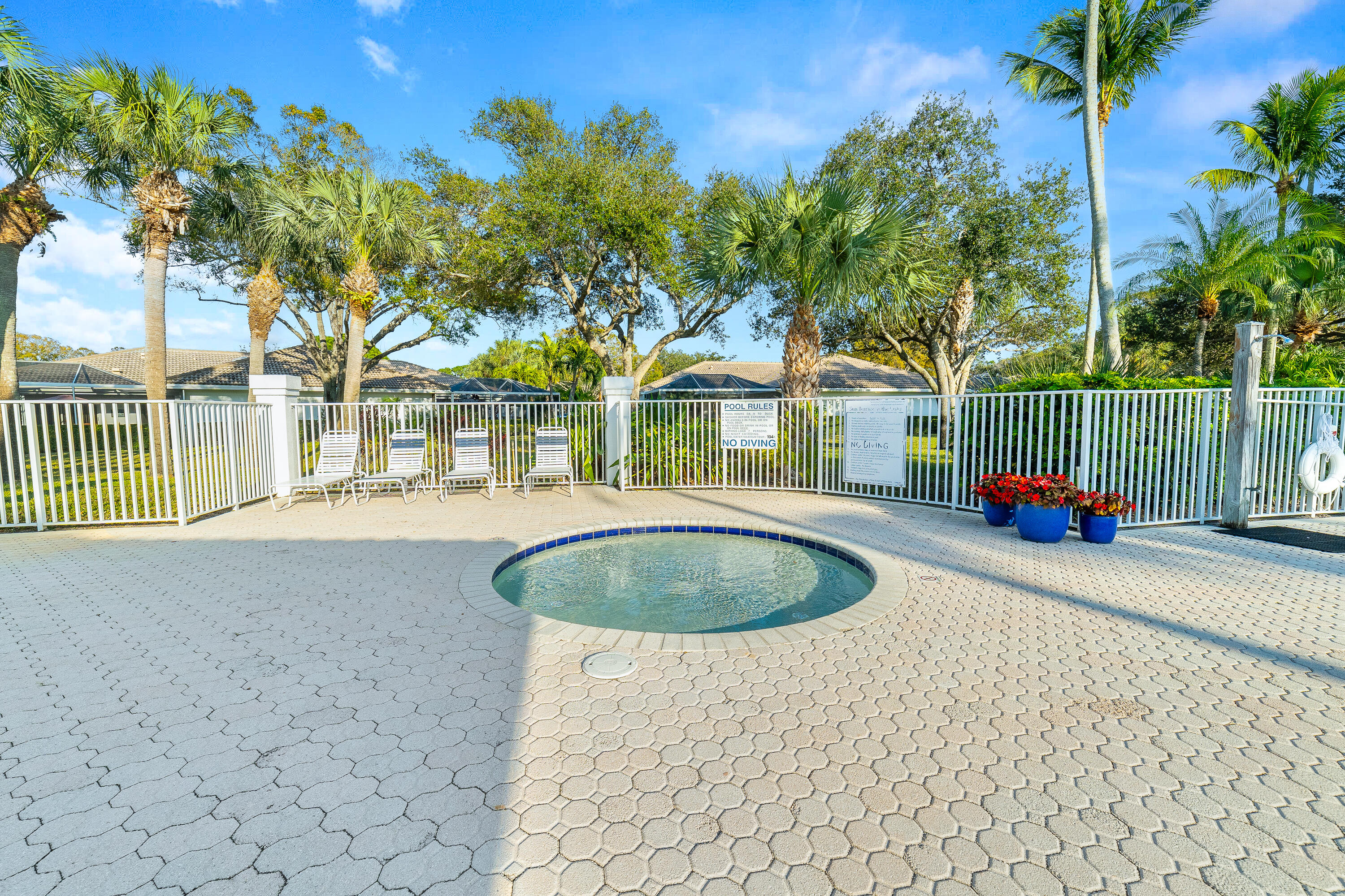 2301 Pin Oak Palm Beach Gardens, FL 33410
