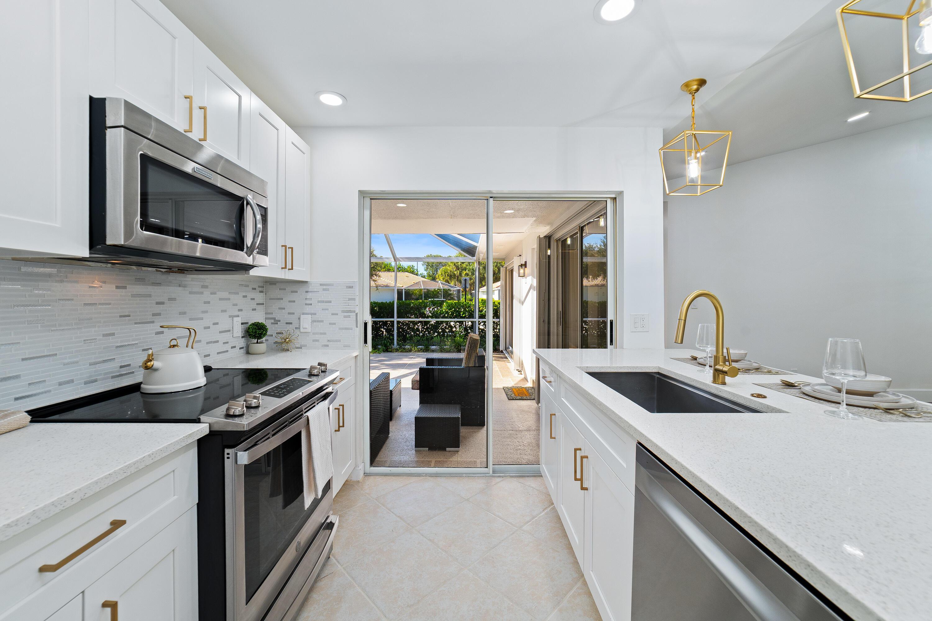 2301 Pin Oak Palm Beach Gardens, FL 33410