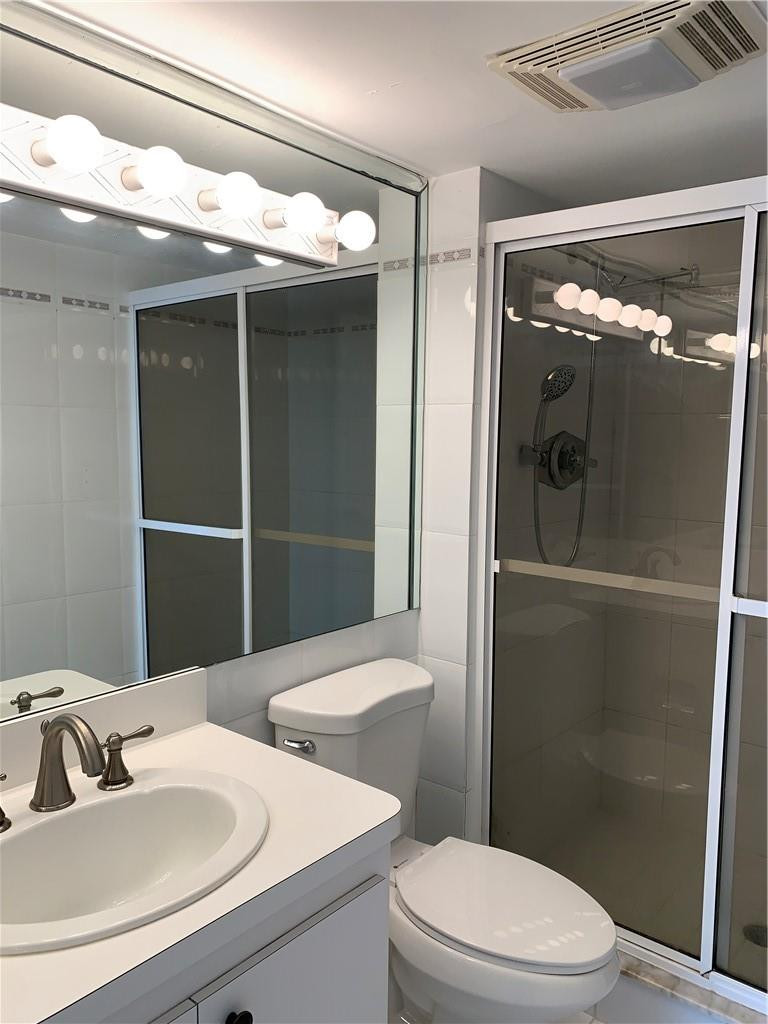 image Arlen House East12