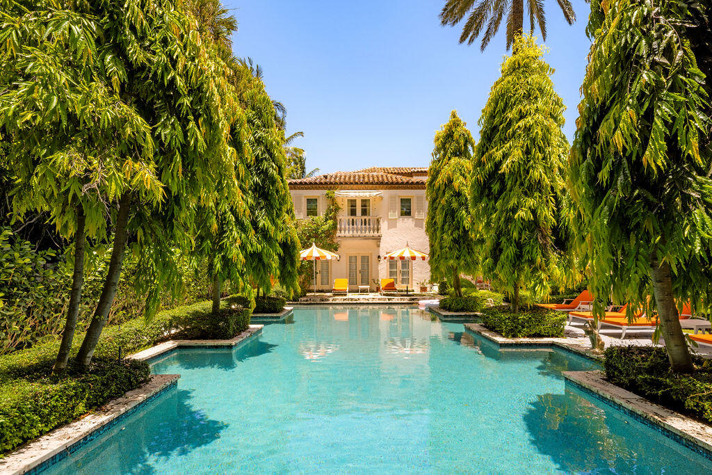 111 Via Del Lago Palm Beach, FL 33480