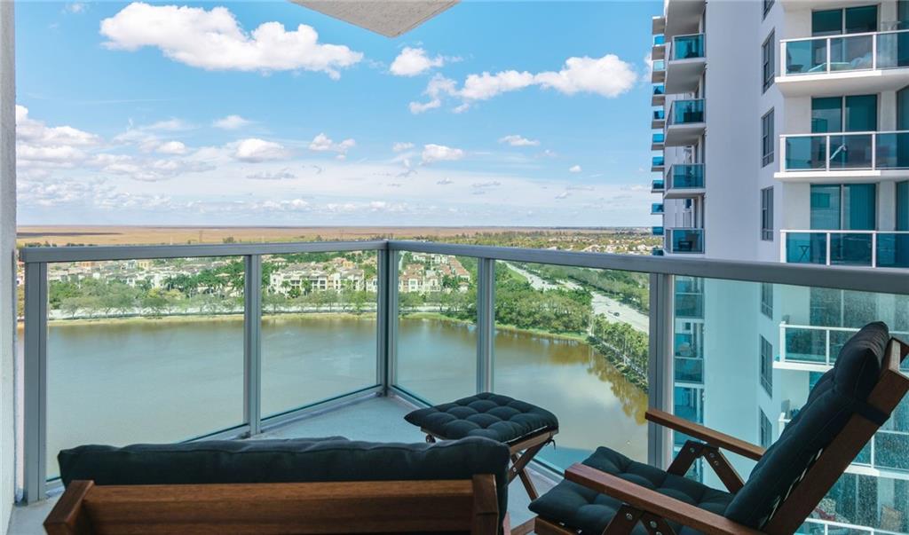 2681 N Flamingo Rd #1908S Sunrise, FL 33323