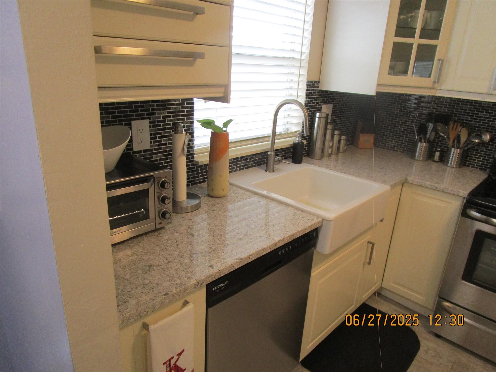 9700 Sunrise Lks Blvd #308