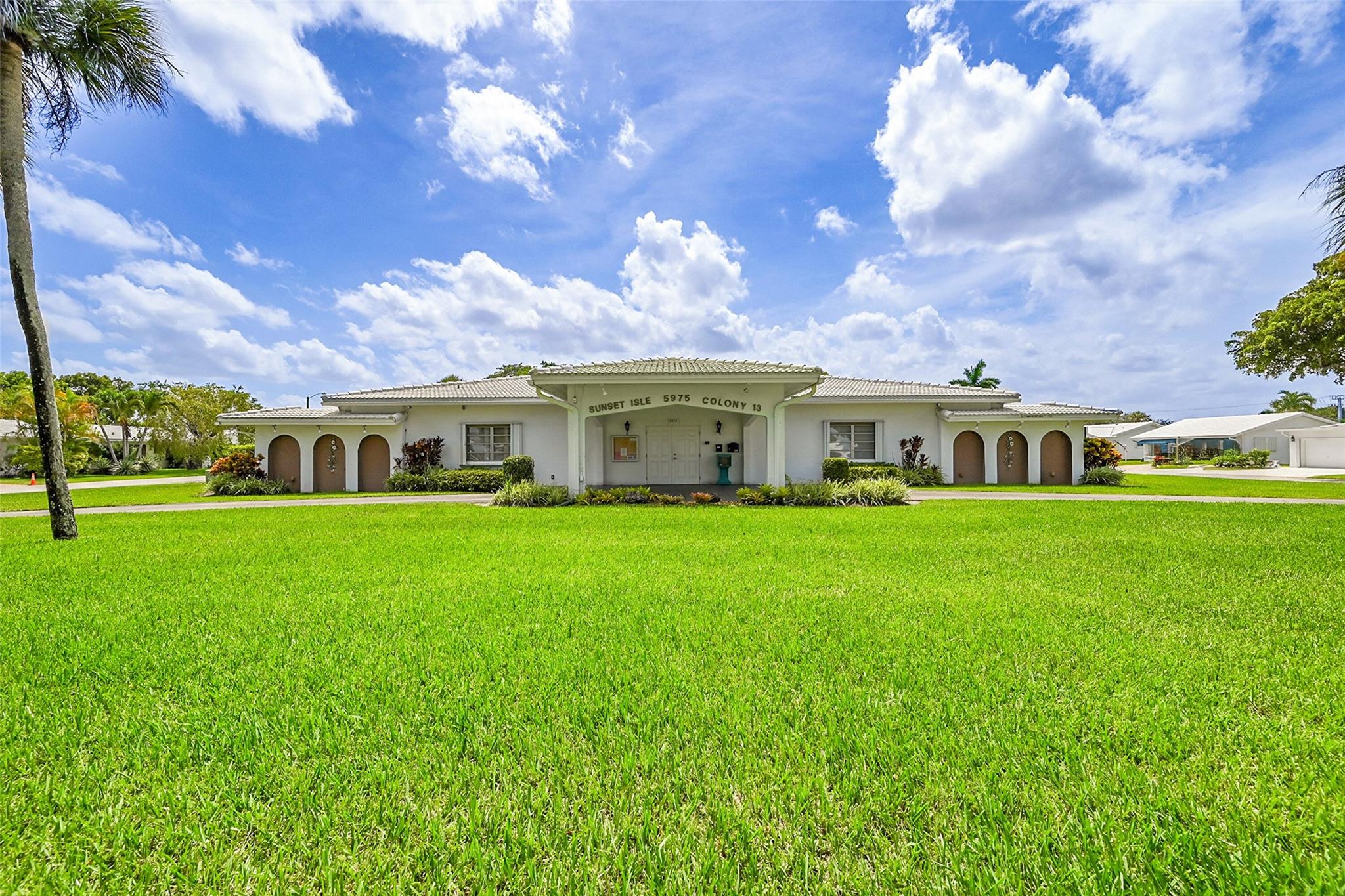 8309 NW 59th St