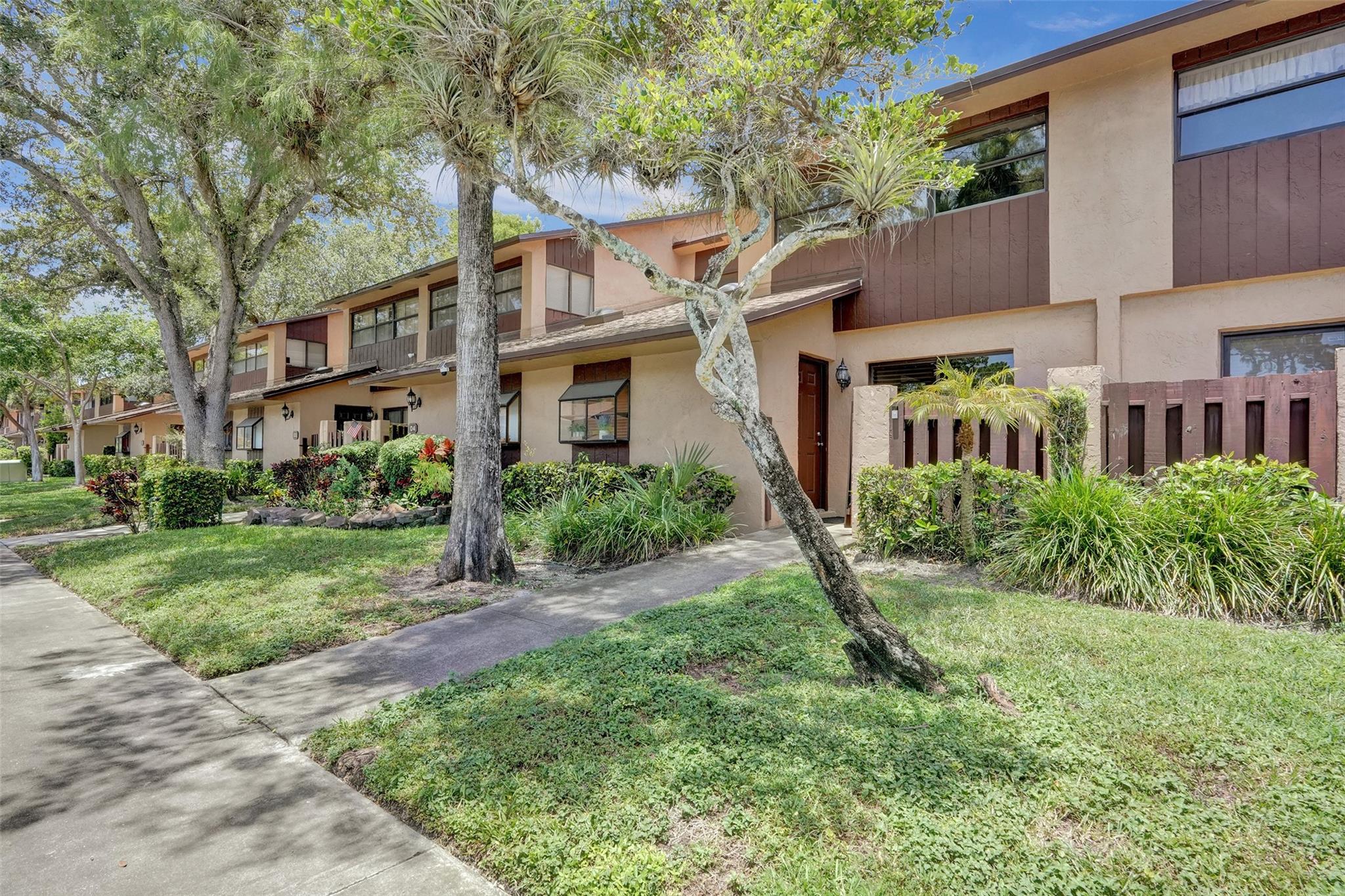 7670 NW 79th Ave #05