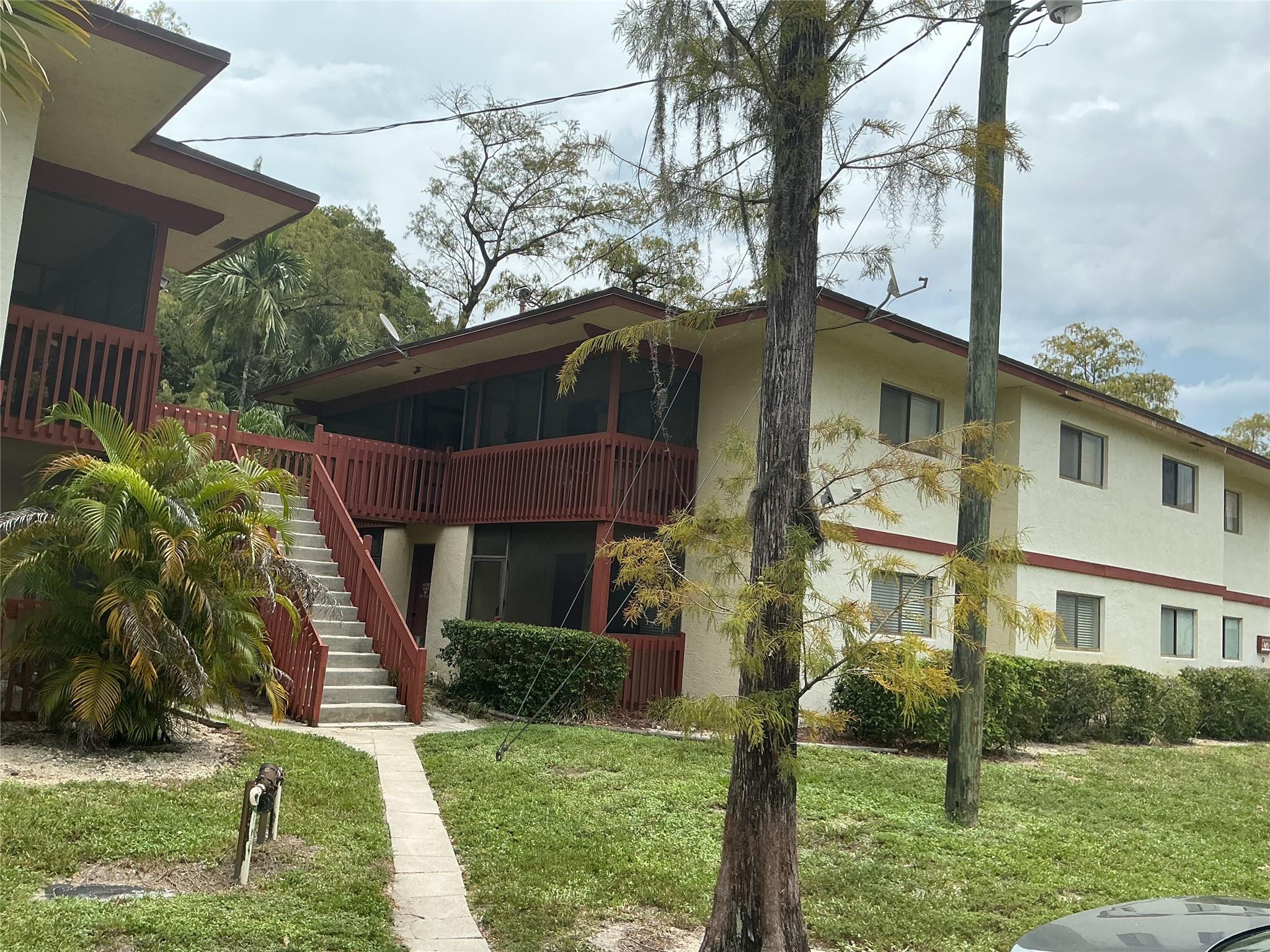 2078 NW 43rd Ter #1
