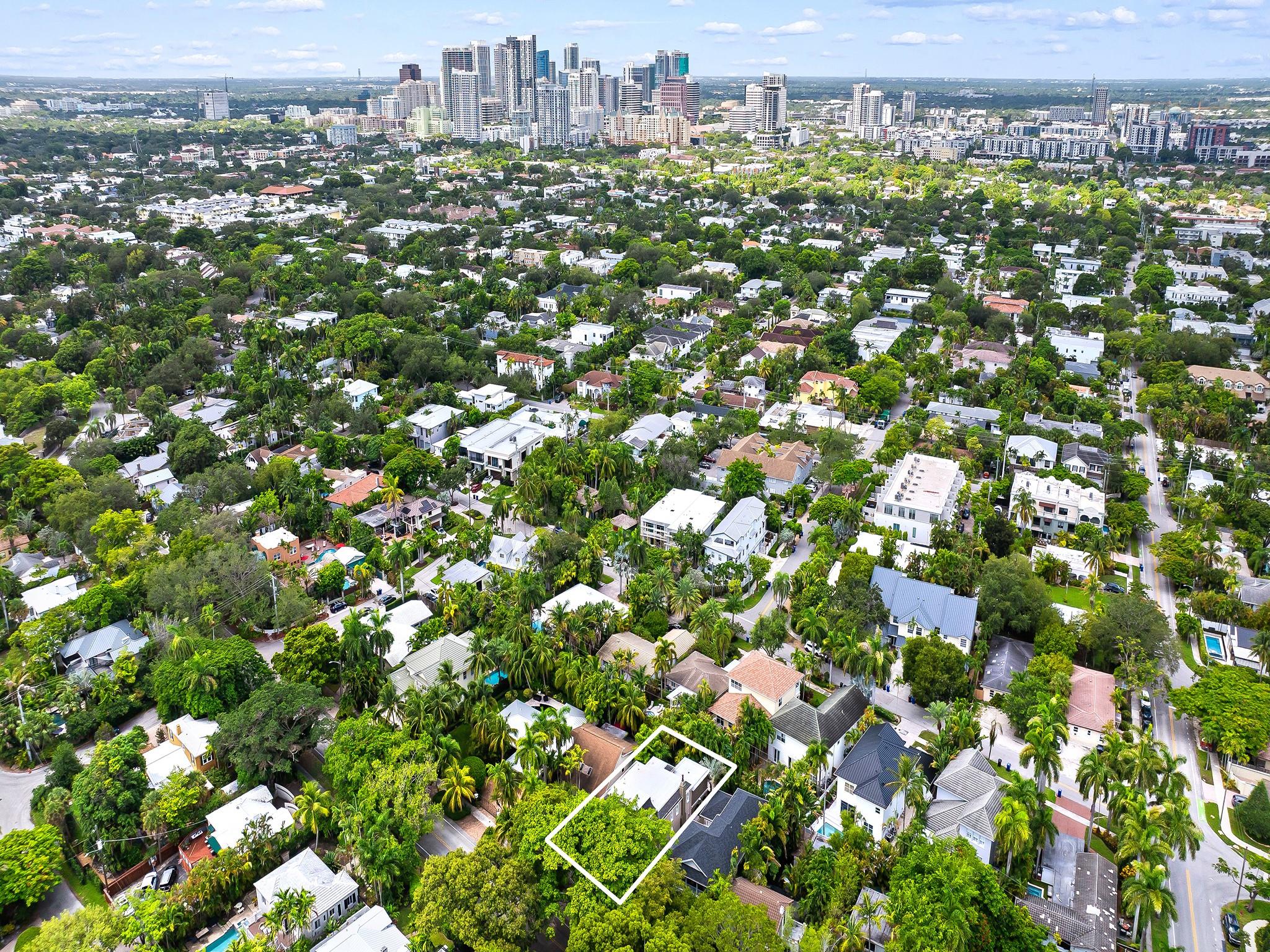 525 N Victoria Park Rd Fort Lauderdale, FL 33301