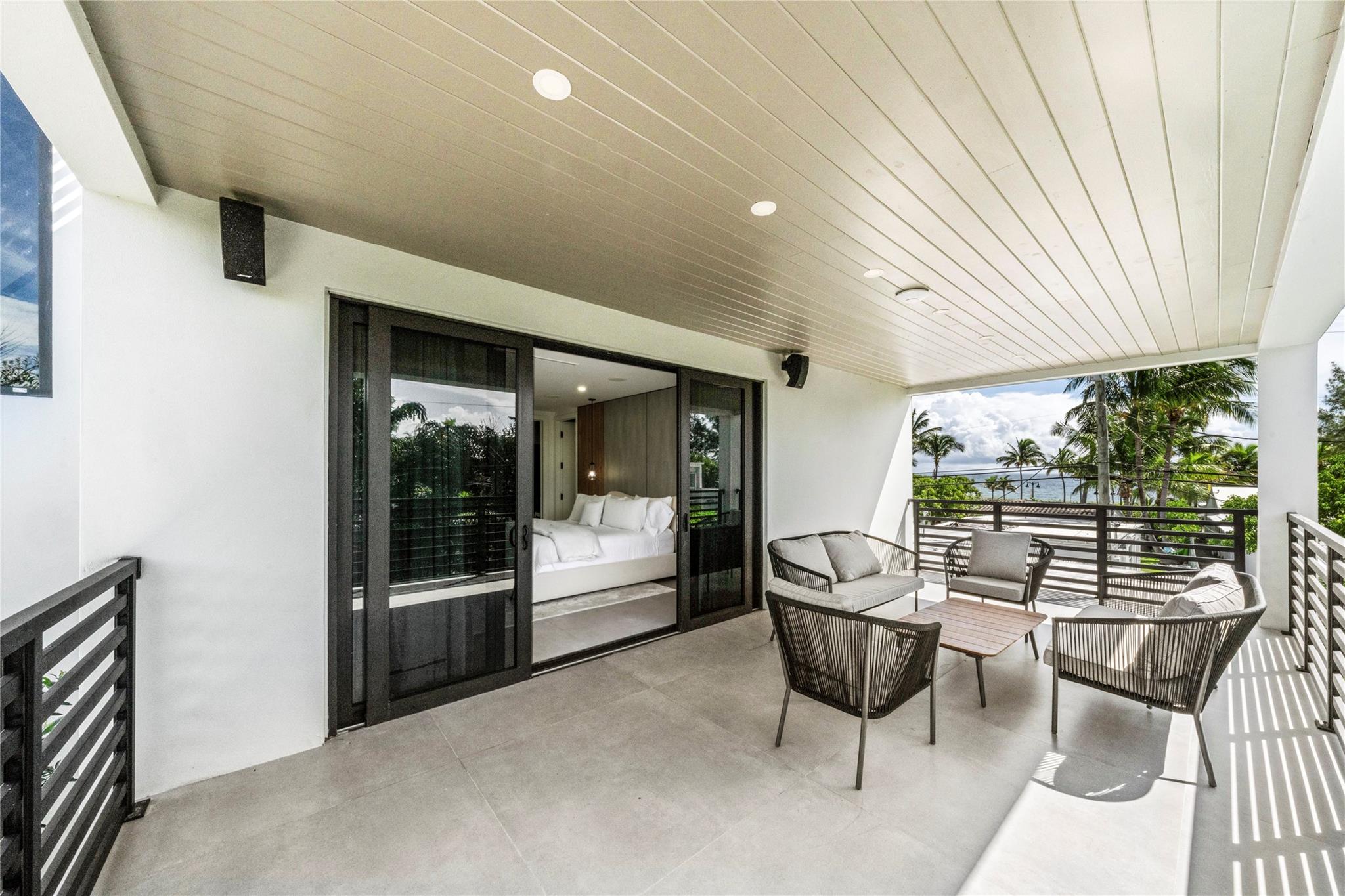 3320 NE 17th St Fort Lauderdale, FL 33305