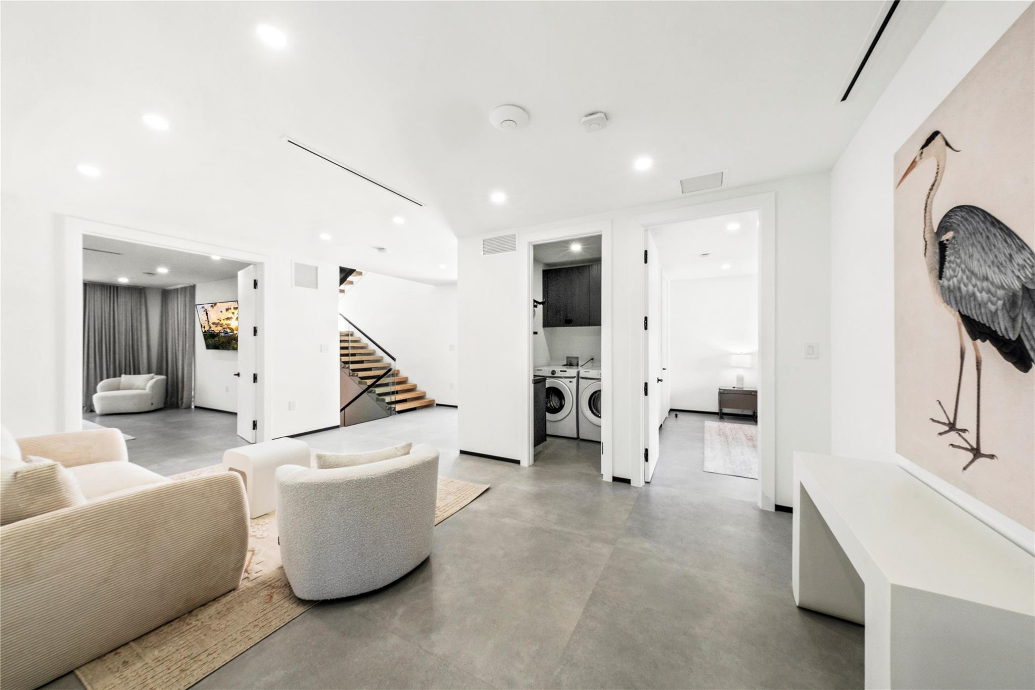 3320 NE 17th St Fort Lauderdale, FL 33305