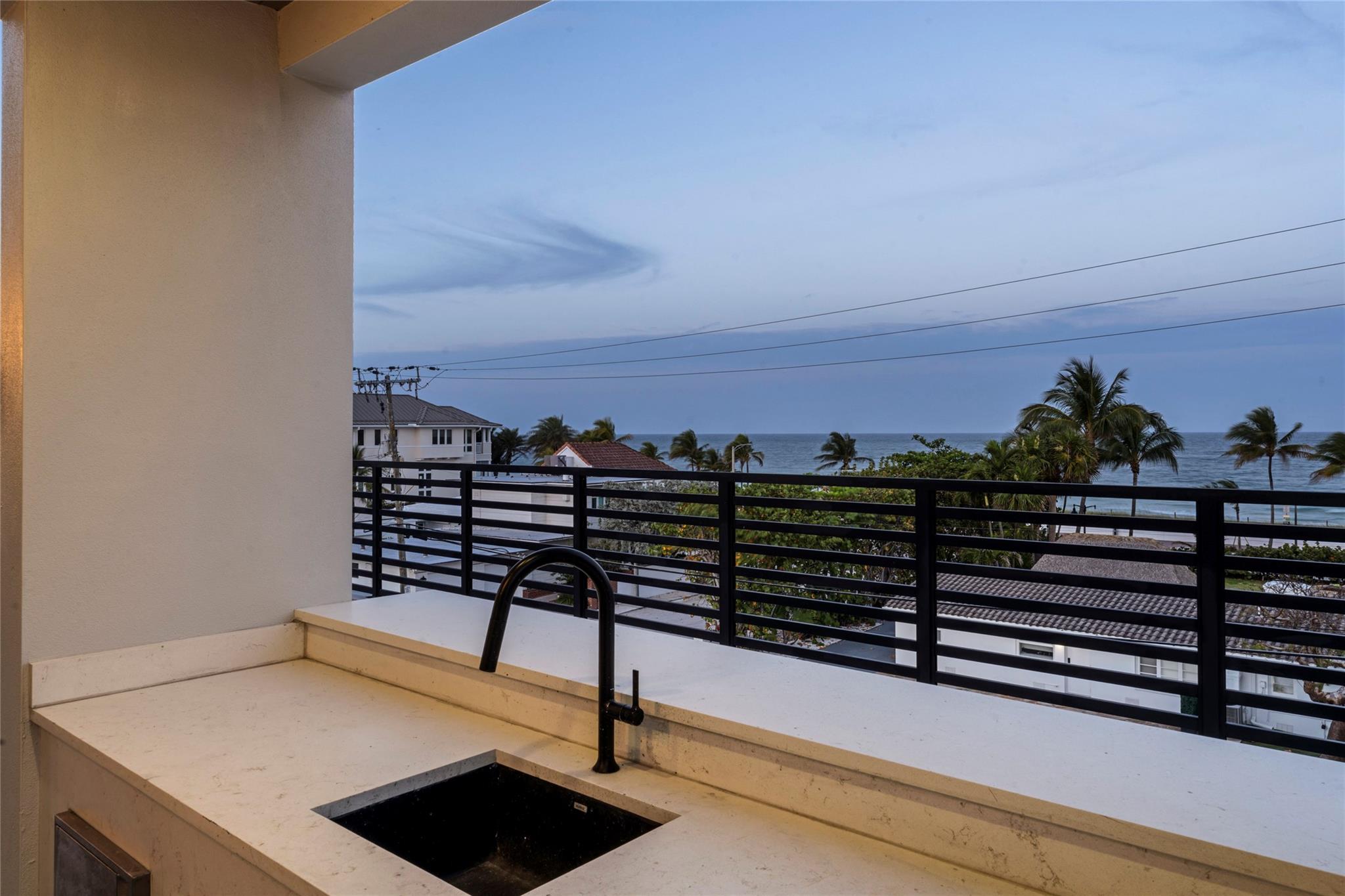 3320 NE 17th St Fort Lauderdale, FL 33305