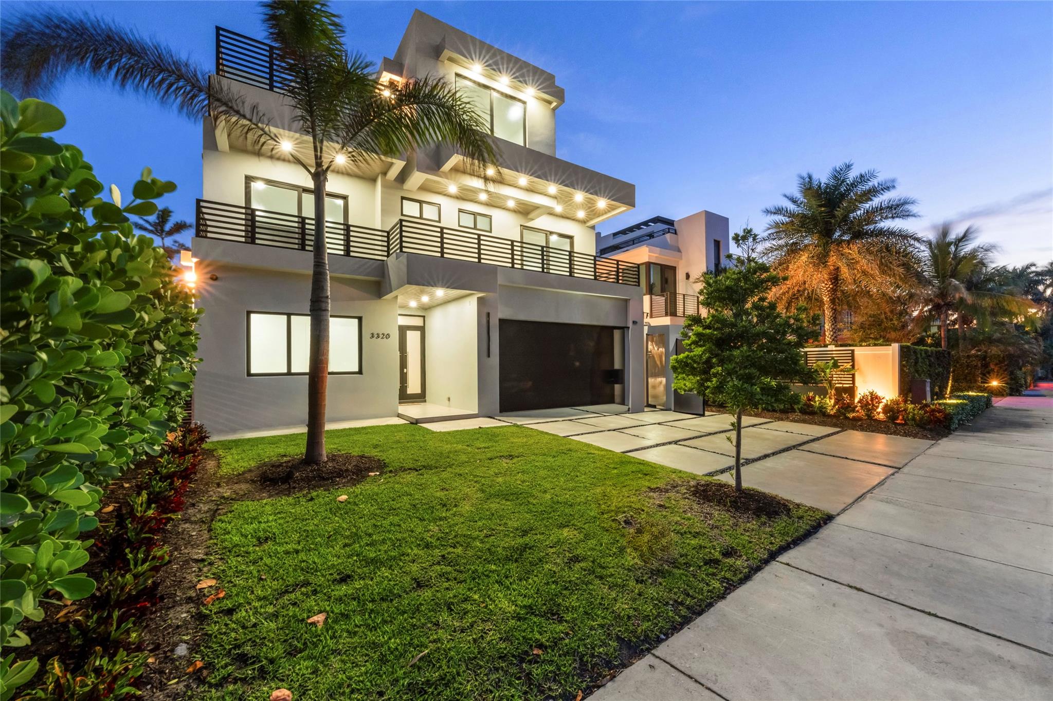 3320 NE 17th St Fort Lauderdale, FL 33305