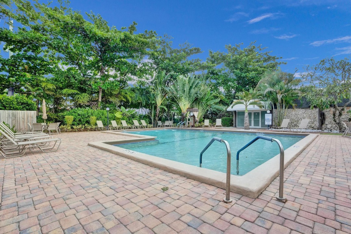 801 S Federal Hwy #PH-14 Pompano Beach, FL 33062