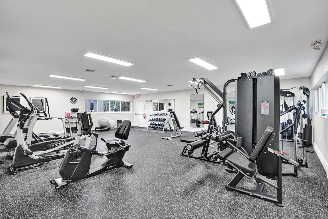 801 S Federal Hwy #PH-14 Pompano Beach, FL 33062