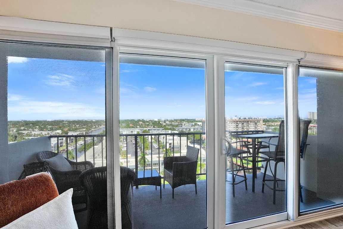 801 S Federal Hwy #PH-14 Pompano Beach, FL 33062