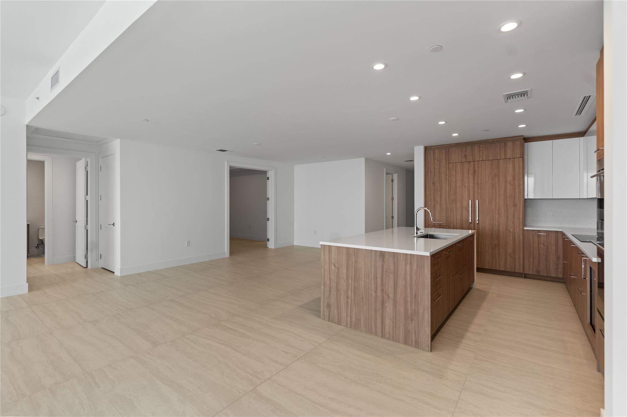 153 N Seabreeze Blvd #S-1501 Fort Lauderdale, FL 33304