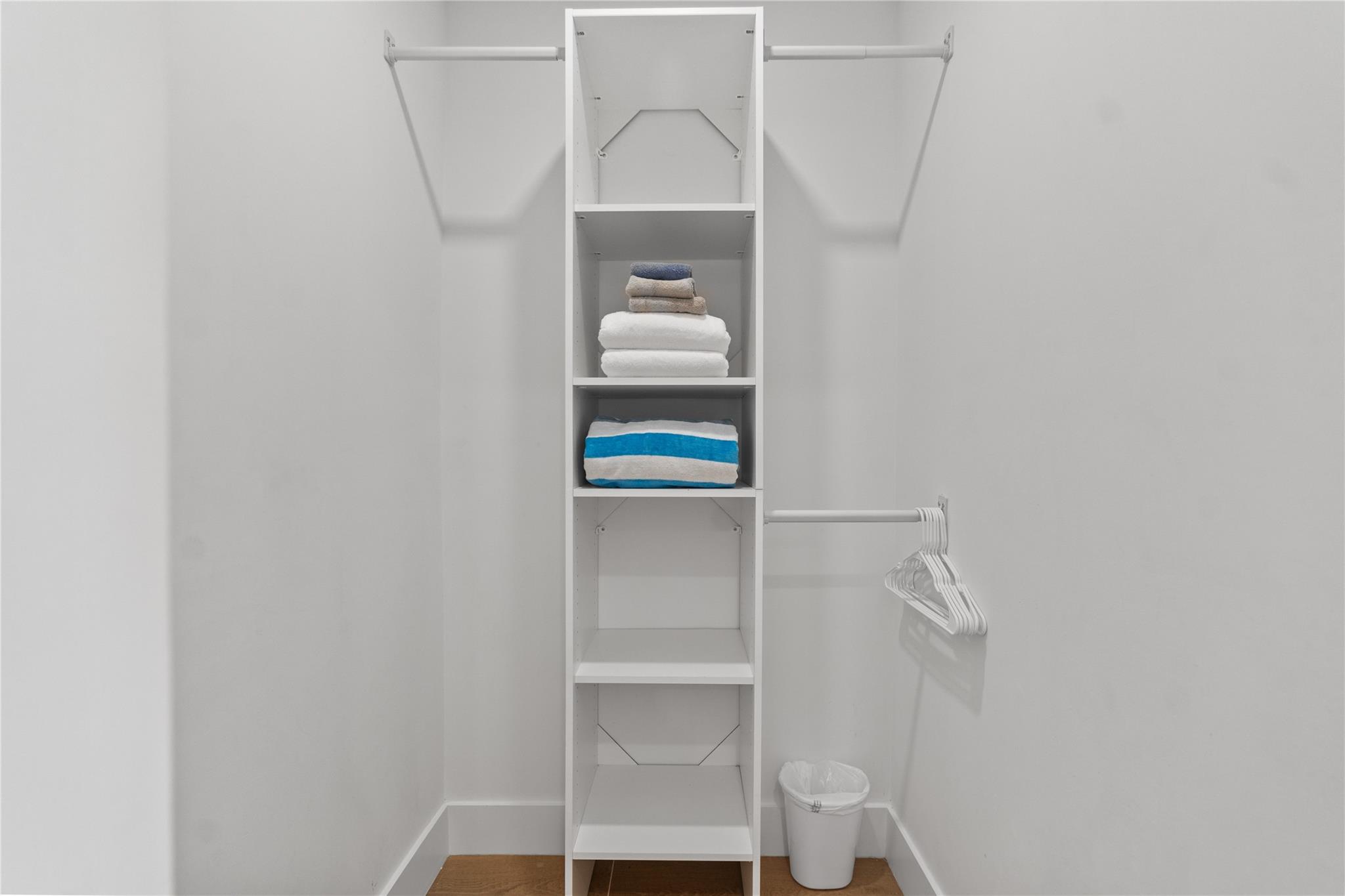 1561 SW 23rd Ave Fort Lauderdale, FL 33312