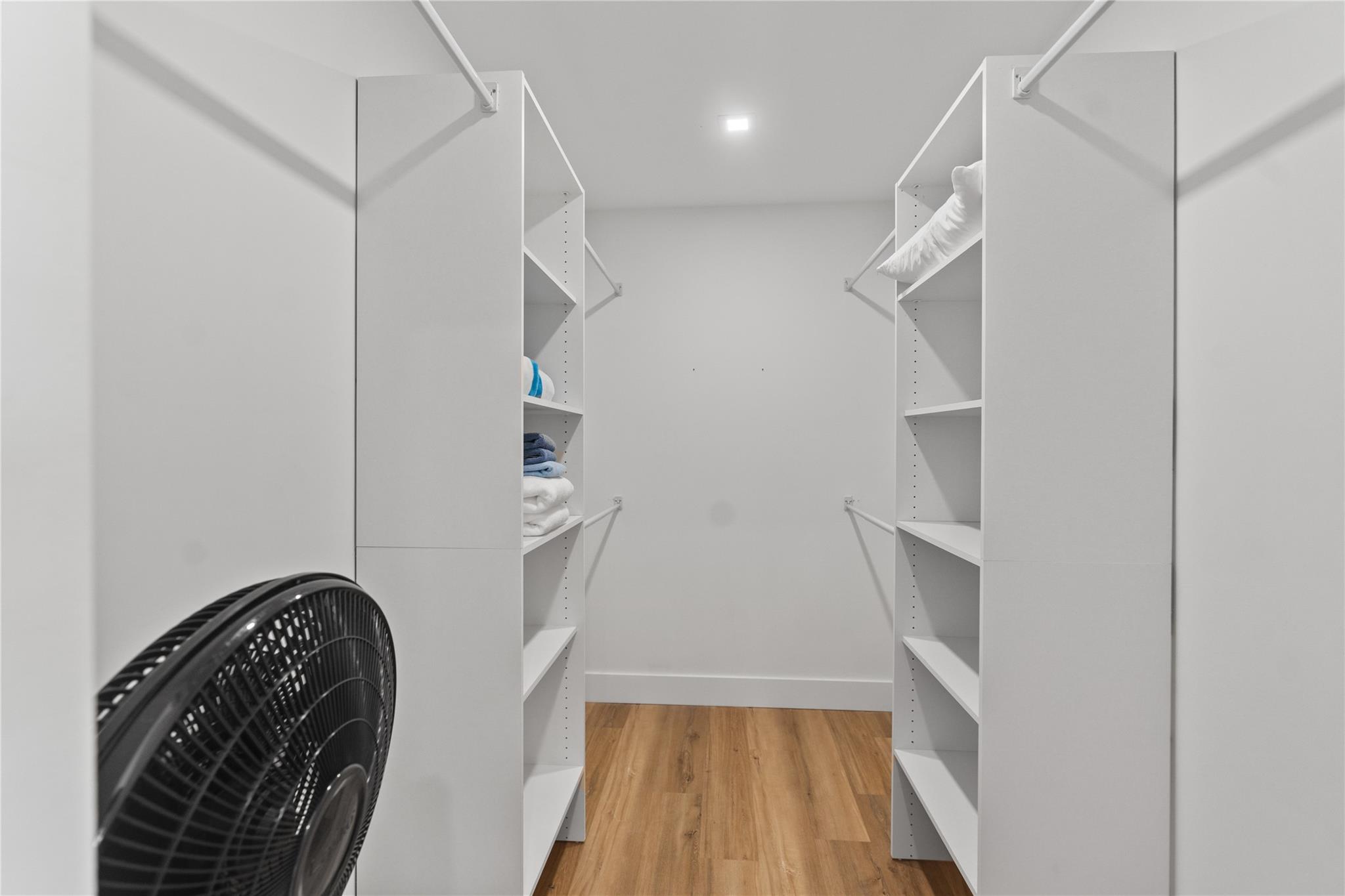 1561 SW 23rd Ave Fort Lauderdale, FL 33312