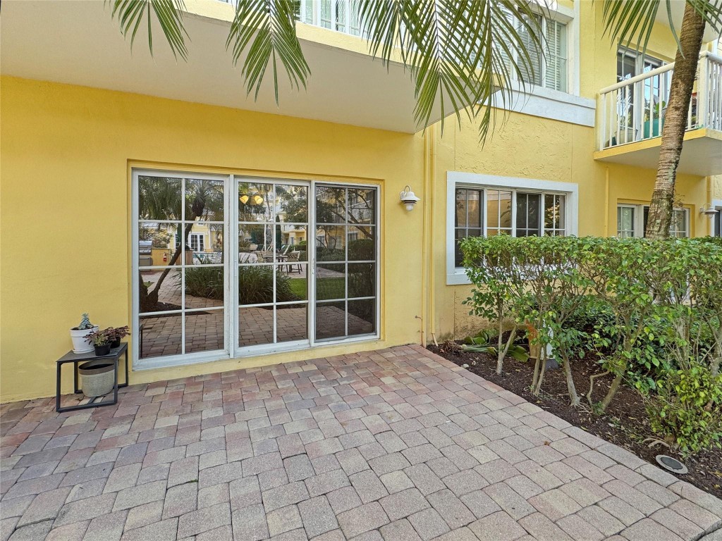 1515 E Broward Blvd #107 Fort Lauderdale, FL 33301
