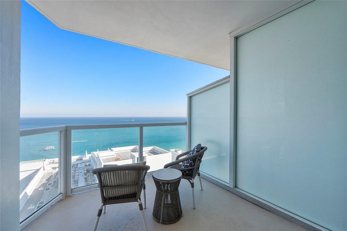 image Fontainebleau II12