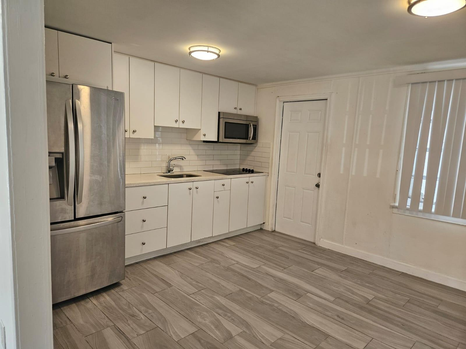 3500 NW 12th Miami, FL 33125